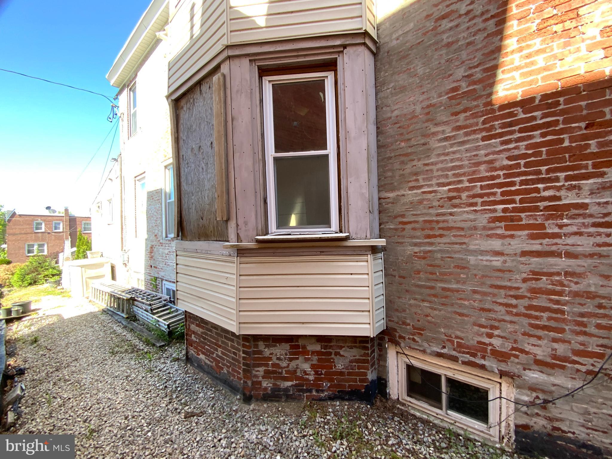 NORRISTOWN - Residential