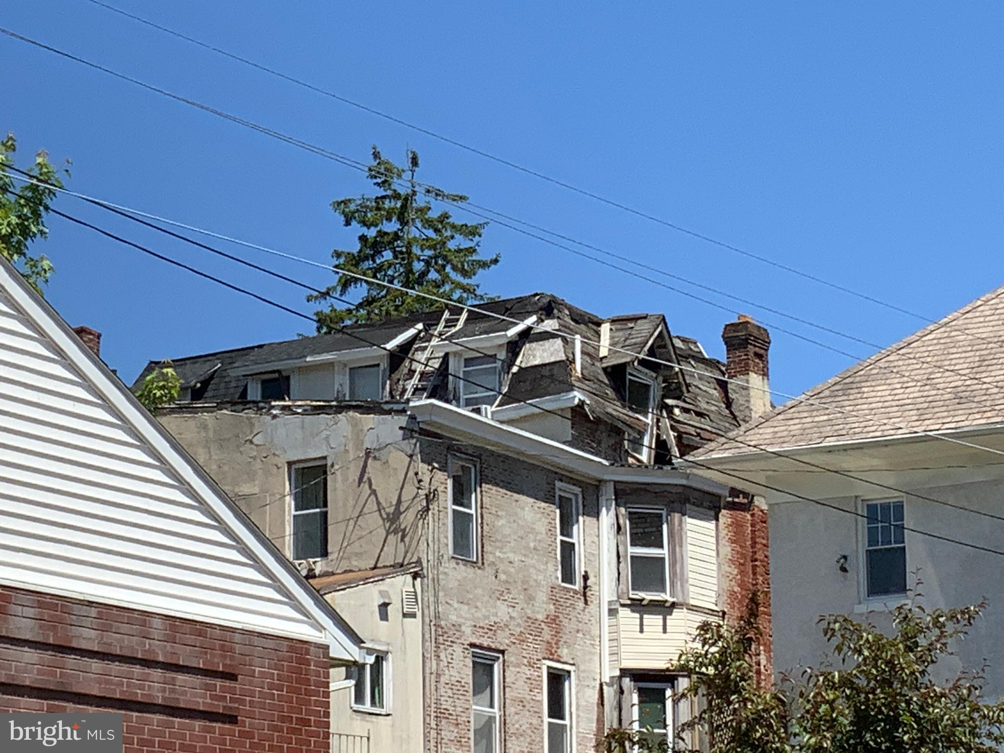 NORRISTOWN - Residential