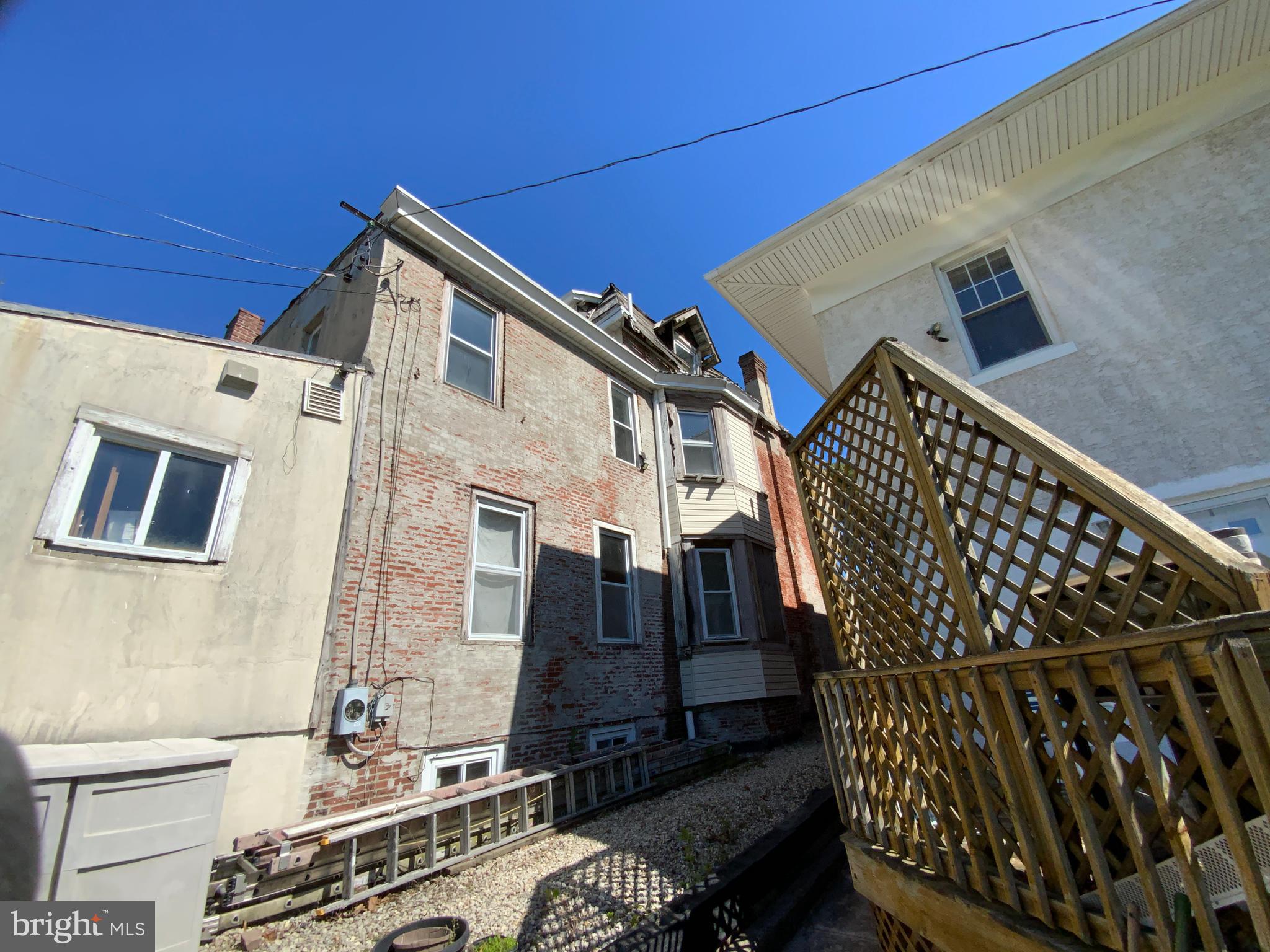 NORRISTOWN - Residential