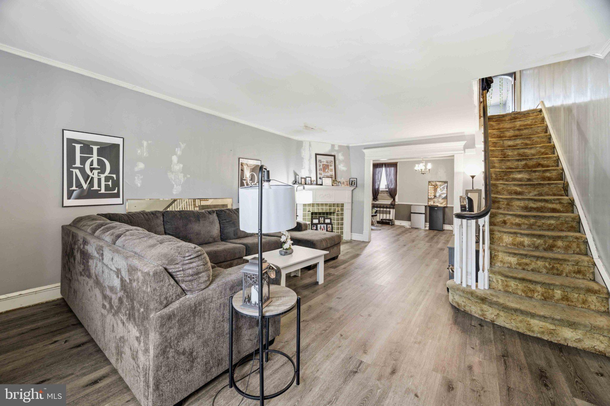 HOLMESBURG - Residential