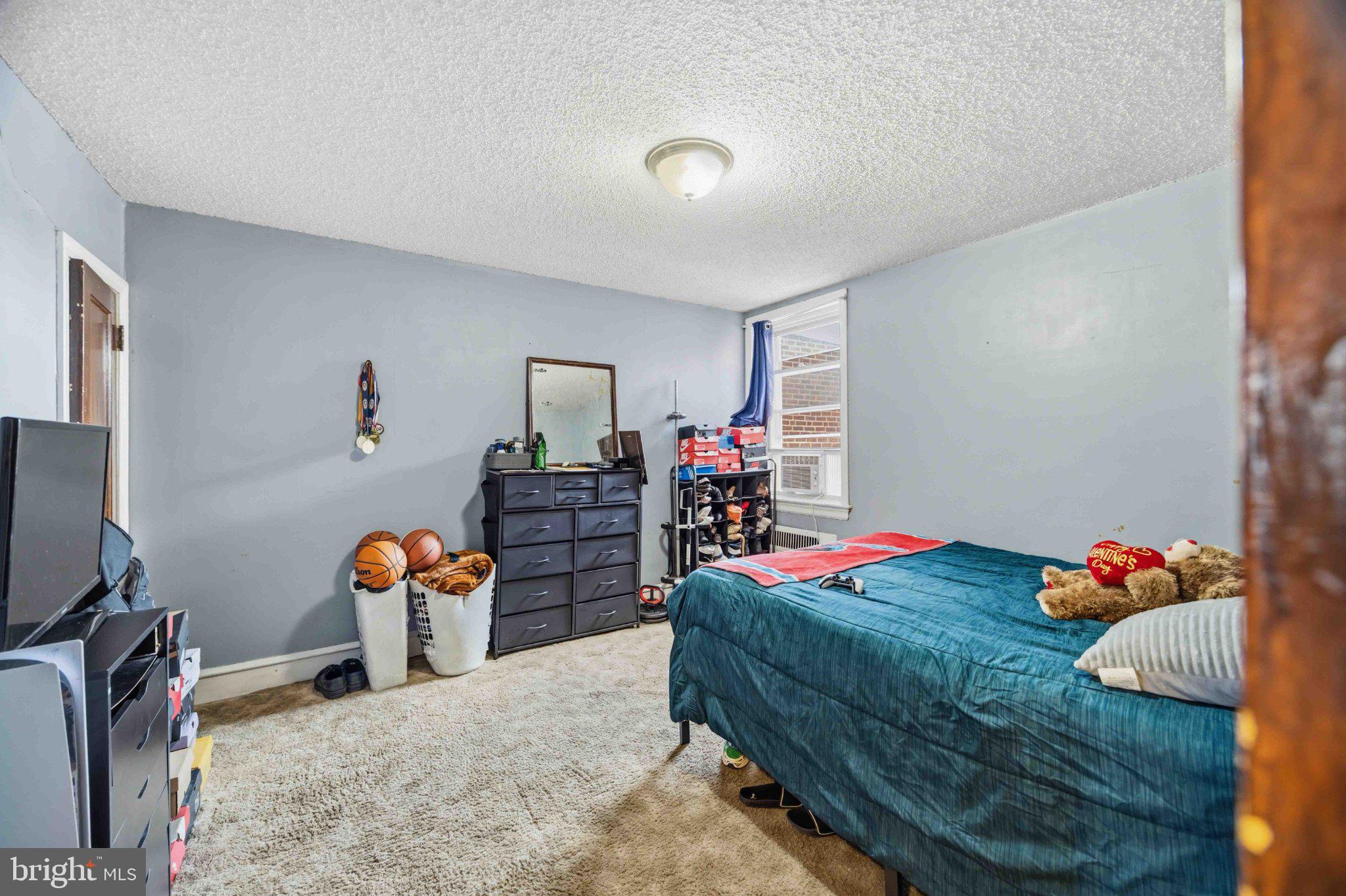 HOLMESBURG - Residential