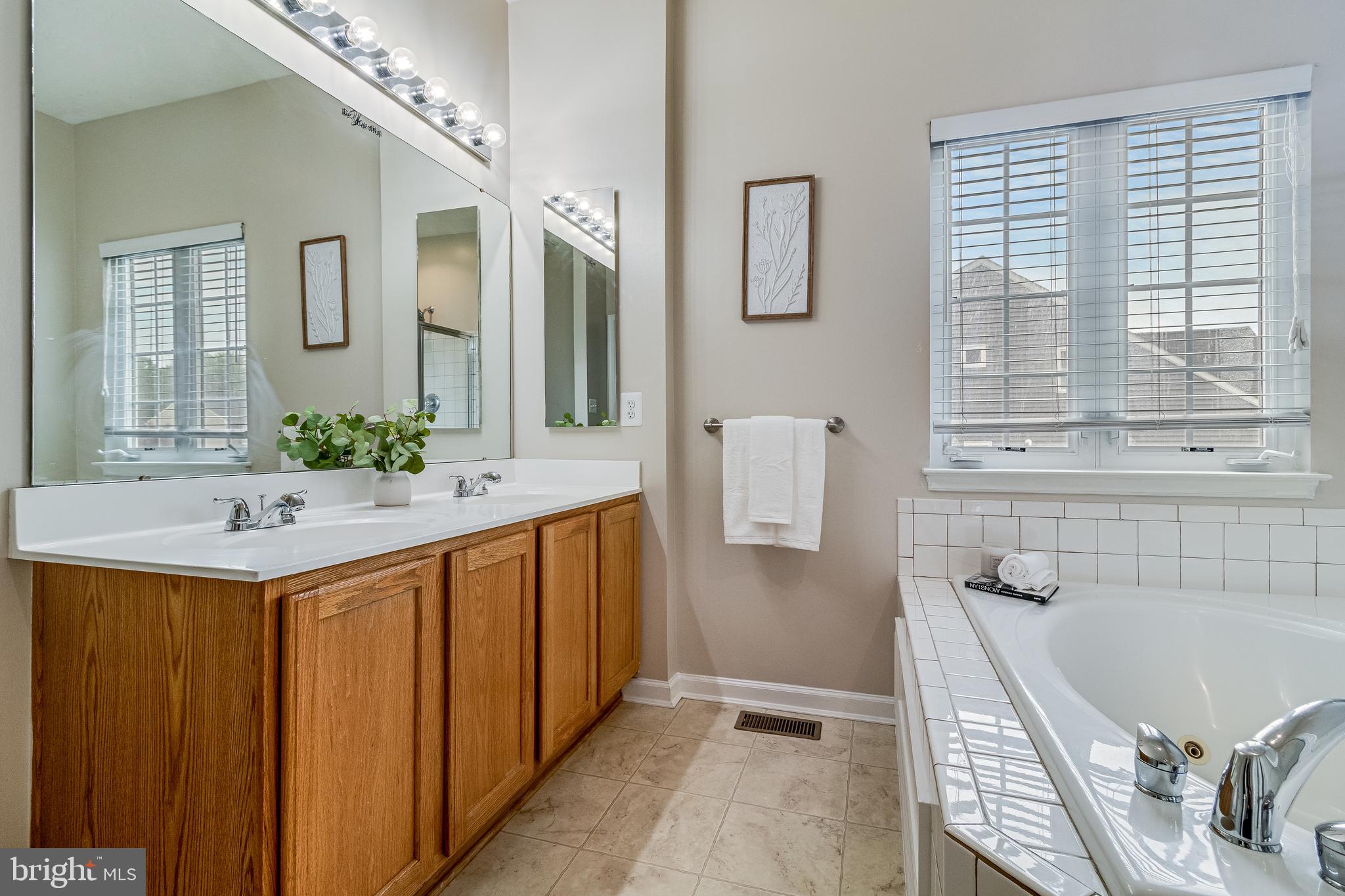 RICHFIELD STATION VILLAGE - Residential
