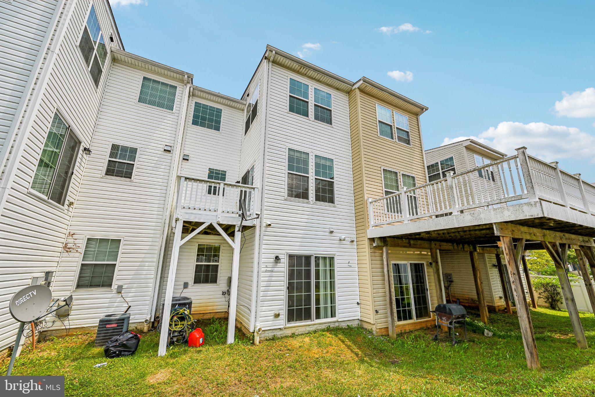 ARORA HILLS - Residential
