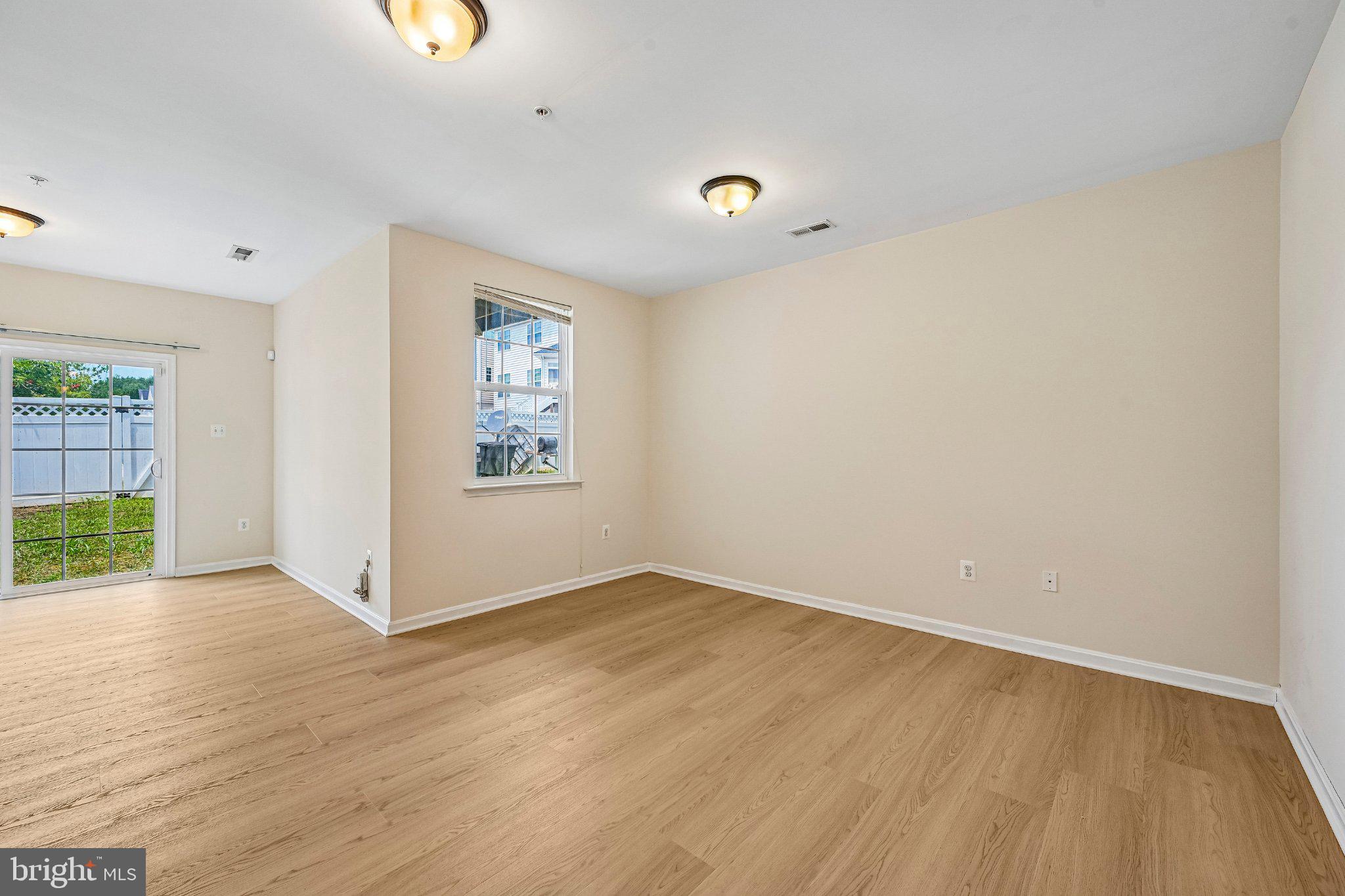 ARORA HILLS - Residential