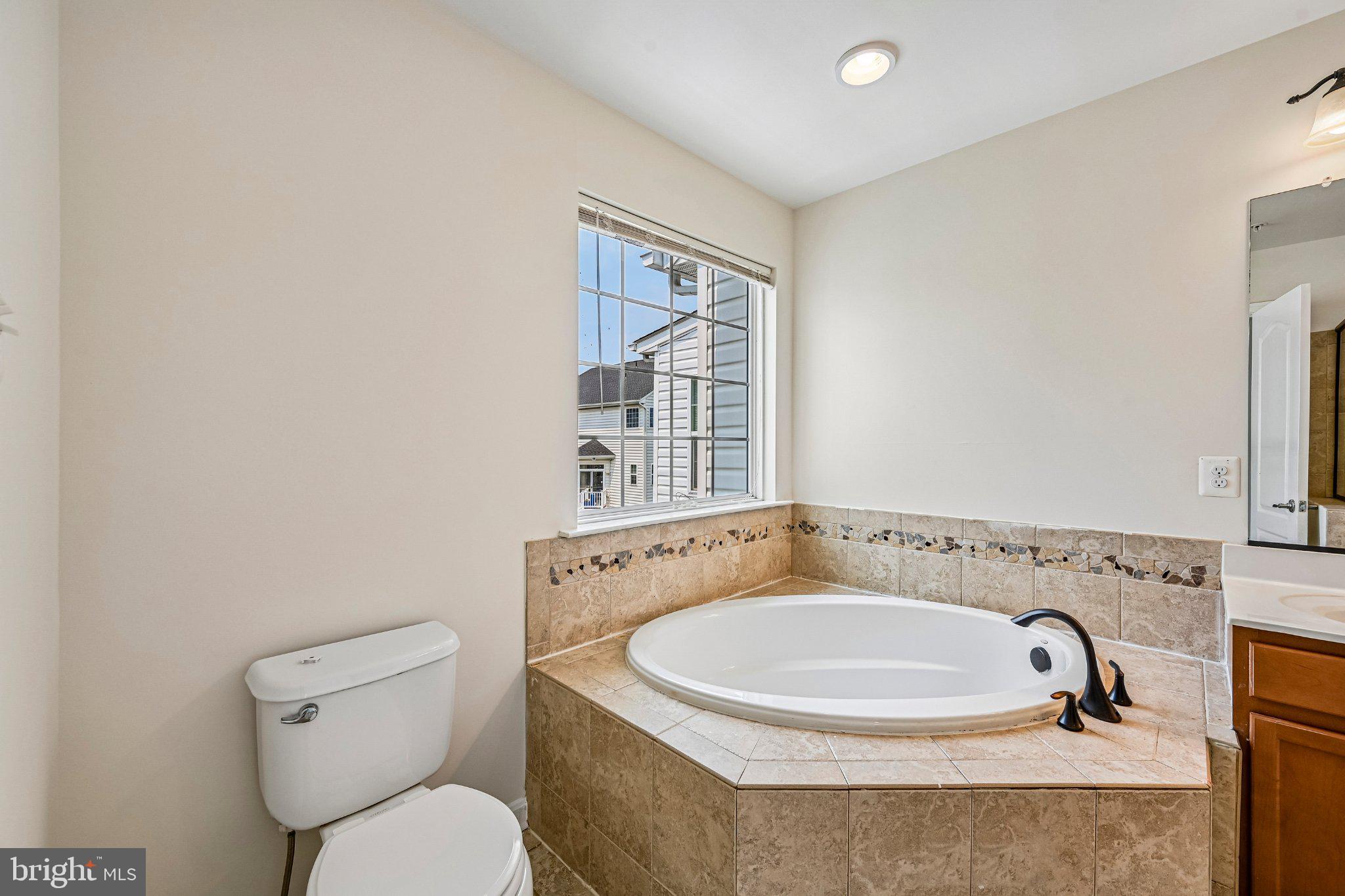 ARORA HILLS - Residential