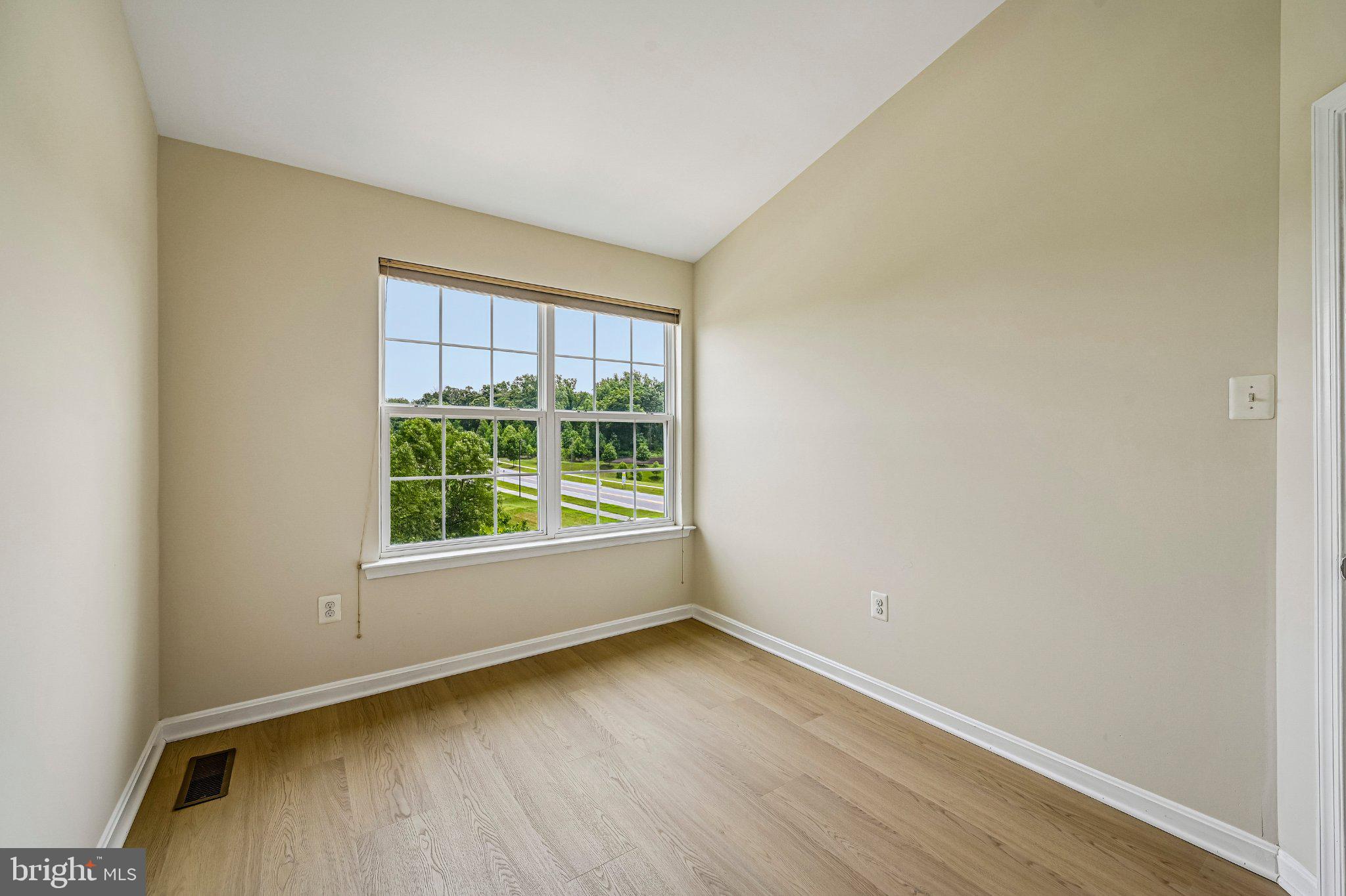 ARORA HILLS - Residential
