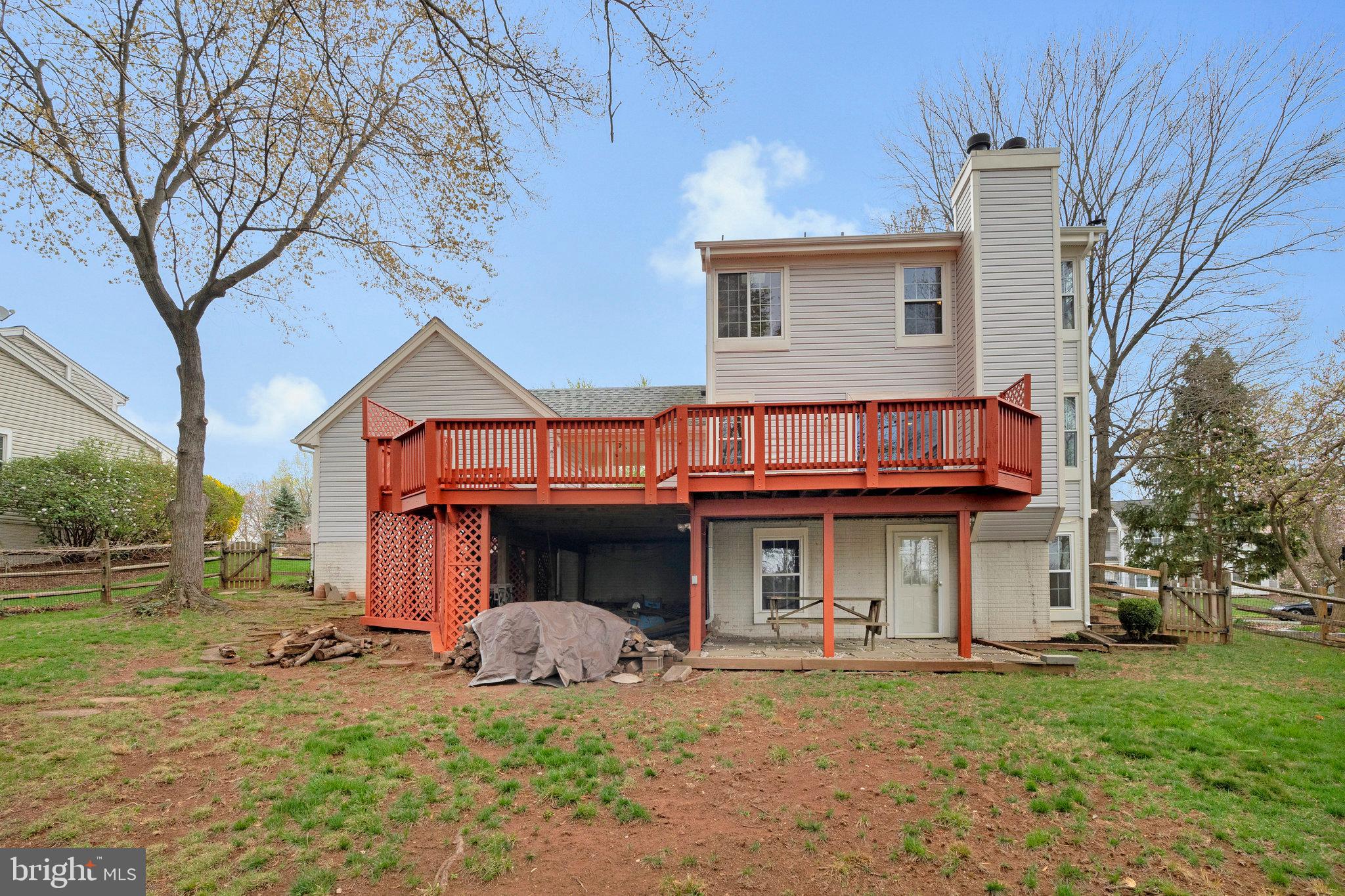 SPRING LAKE ESTATES WEST - Residential