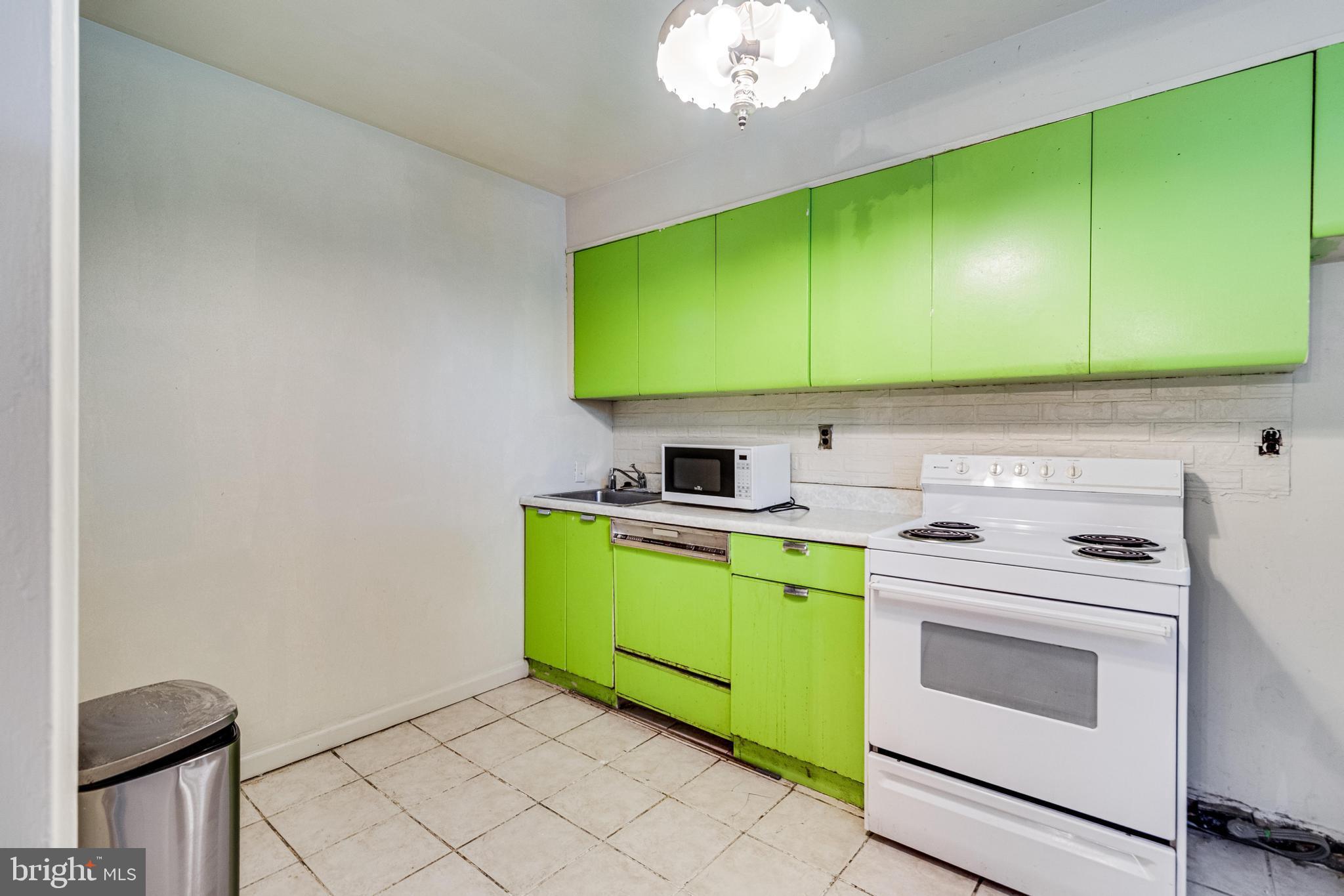 HILLCREST HEIGHTS - Residential