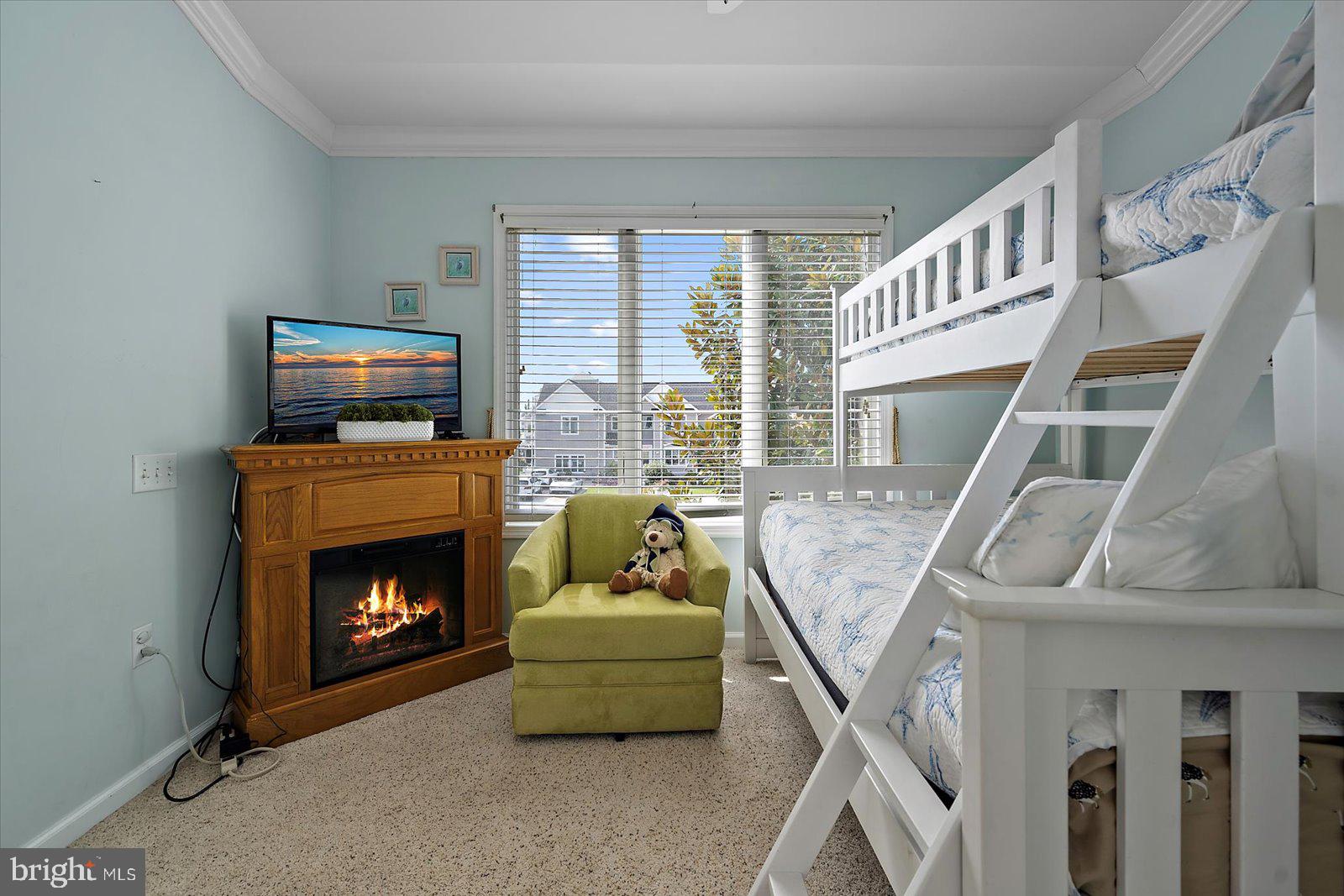 NANTUCKET POINT - Residential