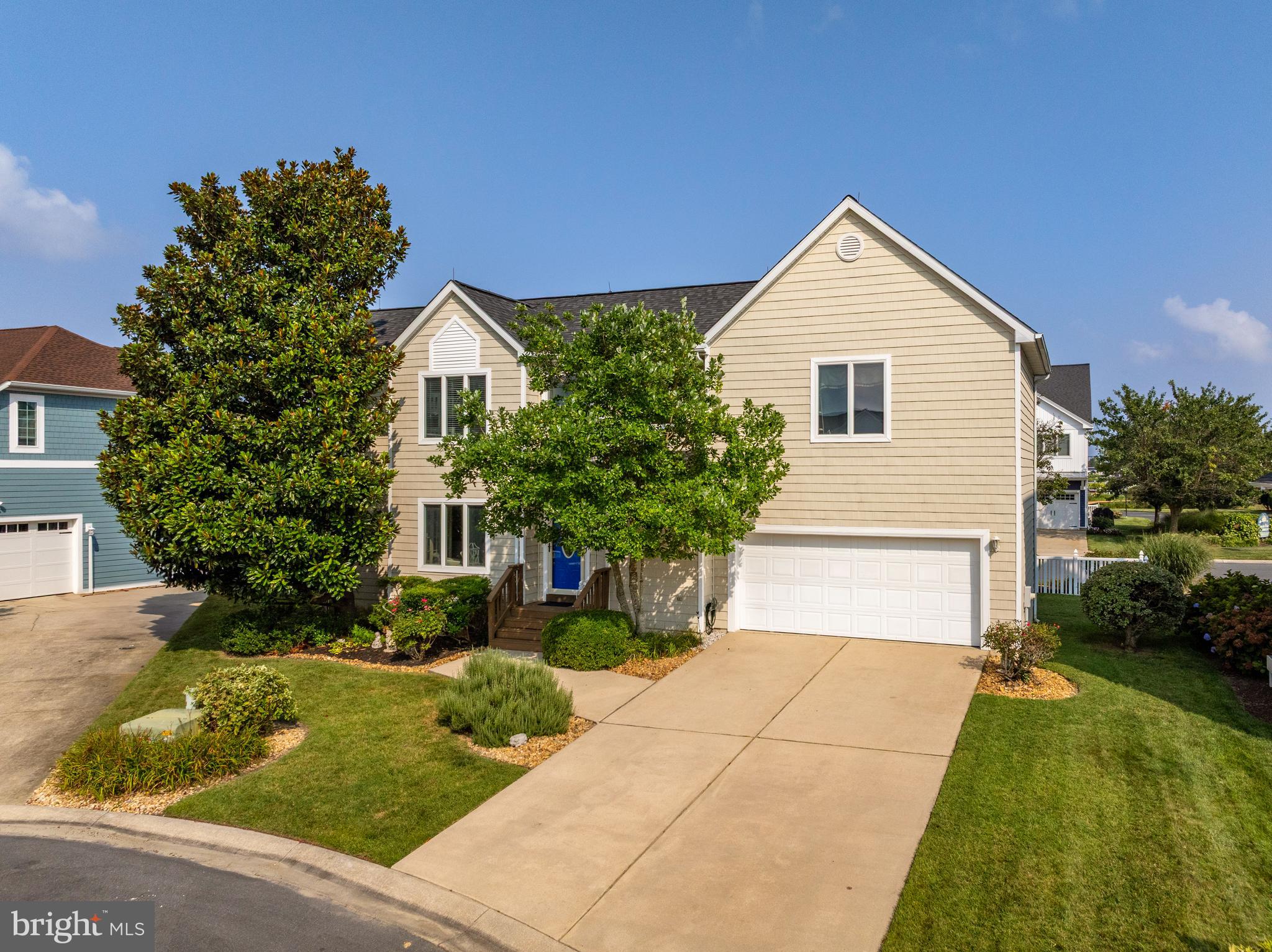 NANTUCKET POINT - Residential