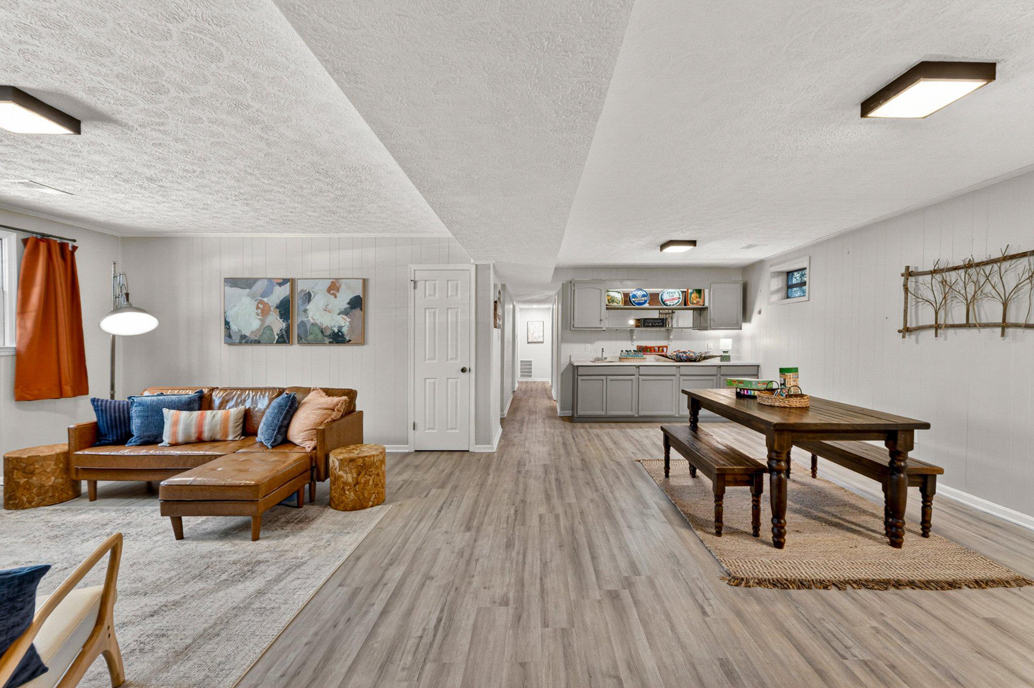 CRESCENT HILLS ESTATES - Residential