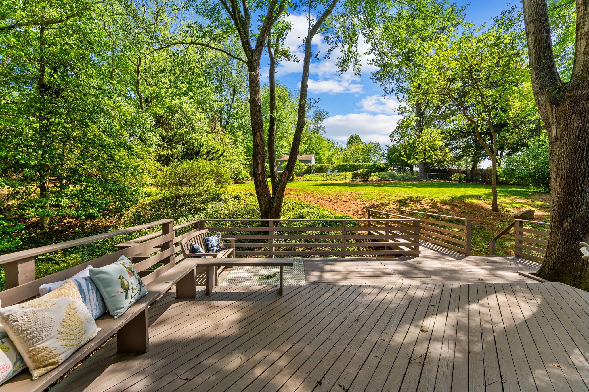CRESCENT HILLS ESTATES - Residential