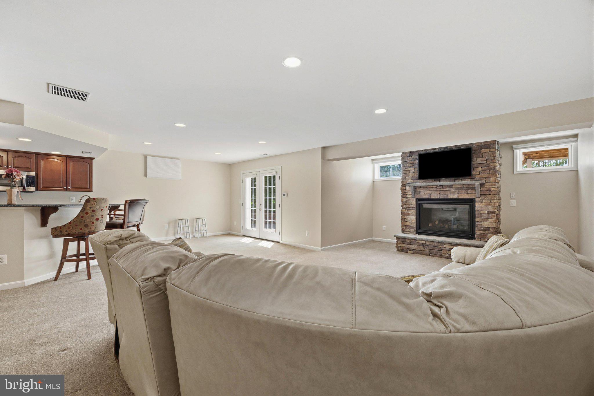SHIPLEYS CROSSING - Residential
