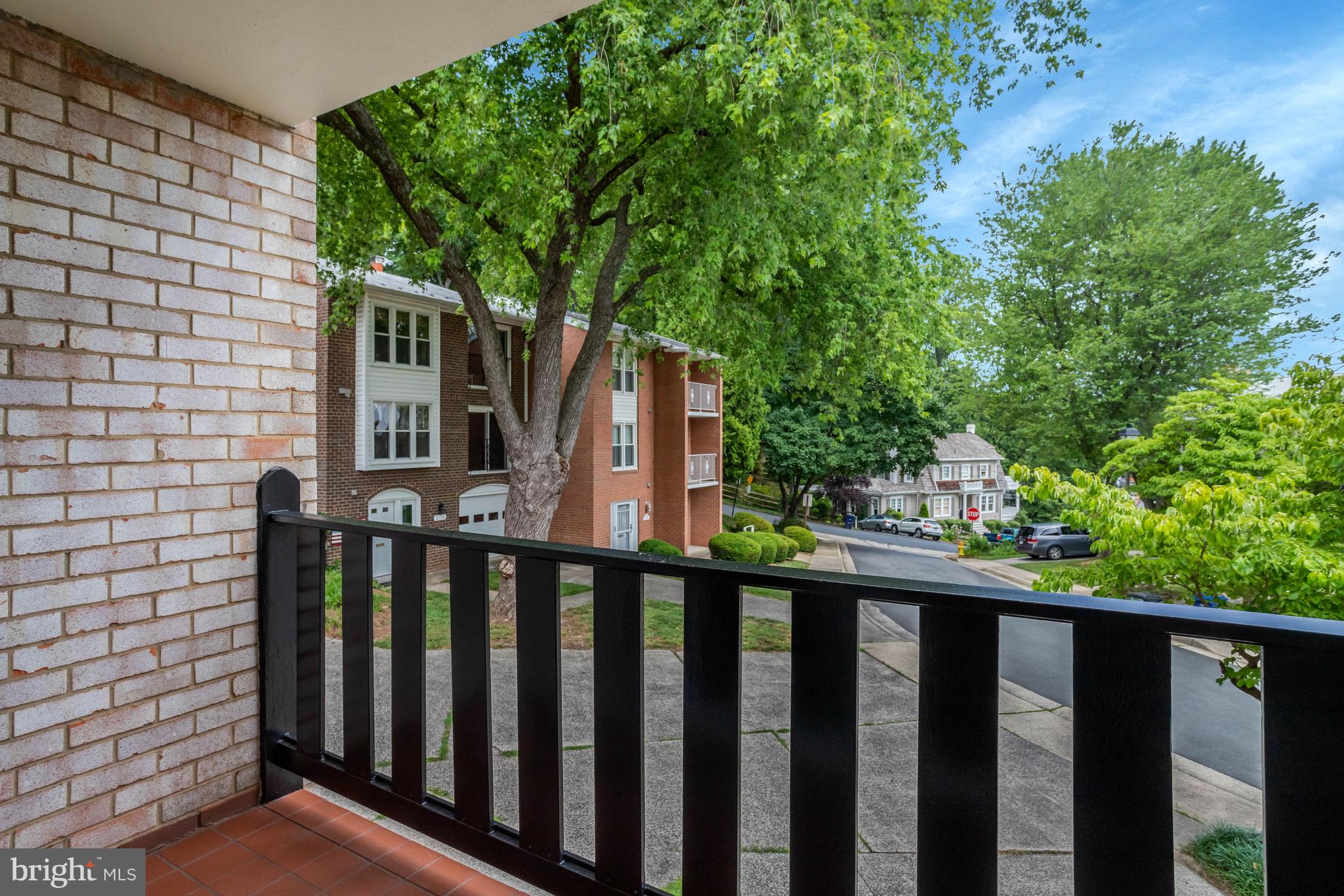 LAUDERDALE - Residential