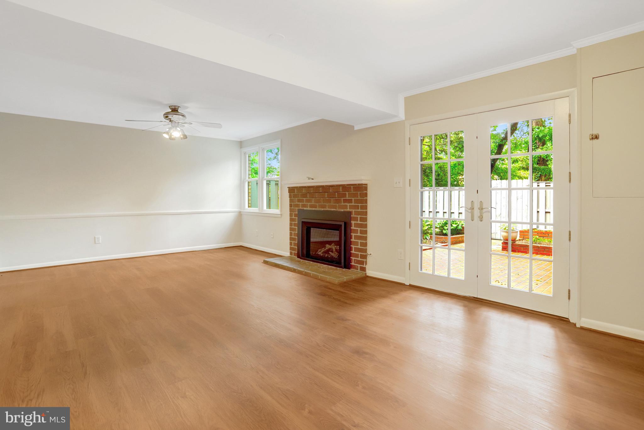 LAUDERDALE - Residential