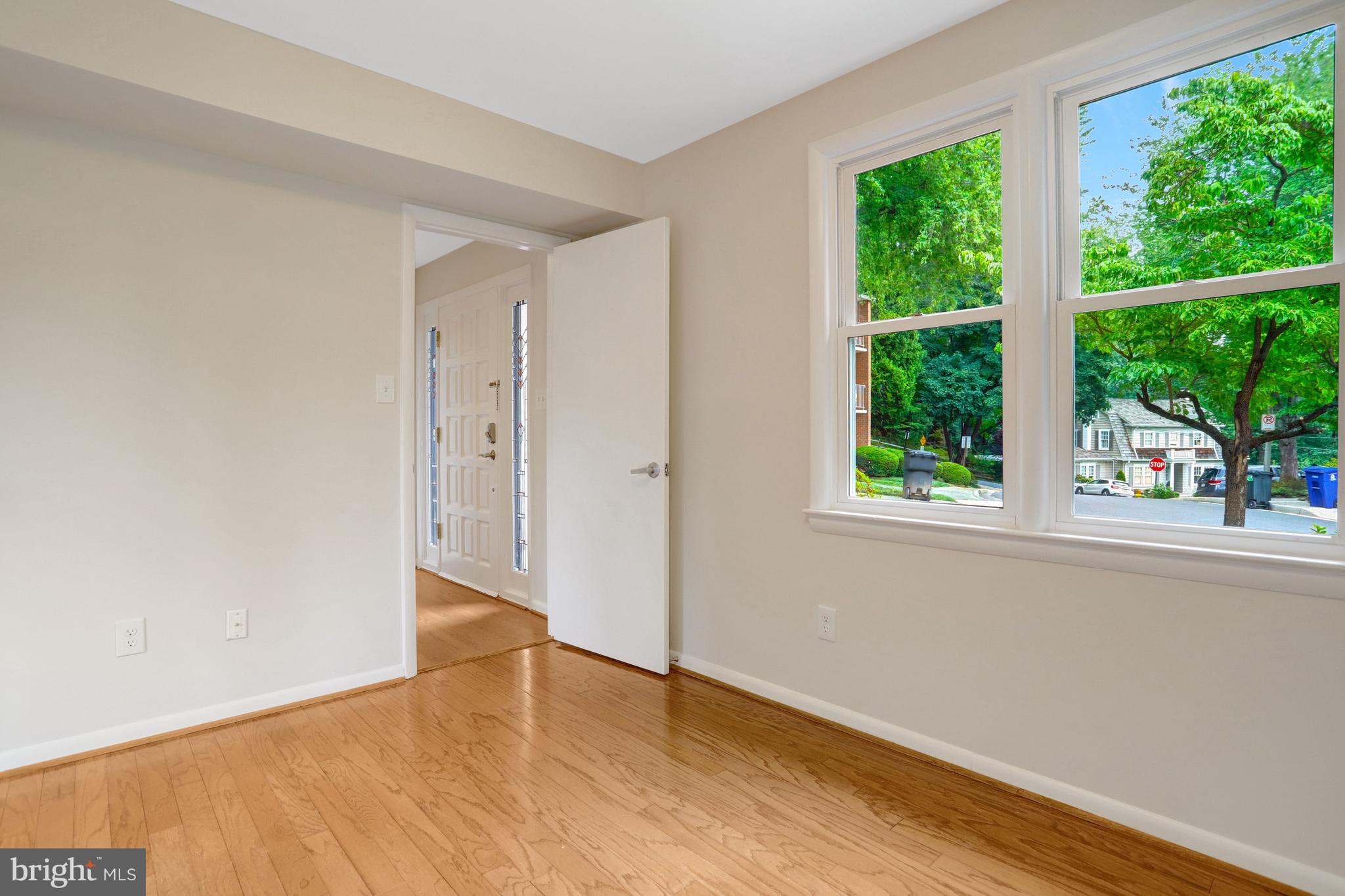 LAUDERDALE - Residential