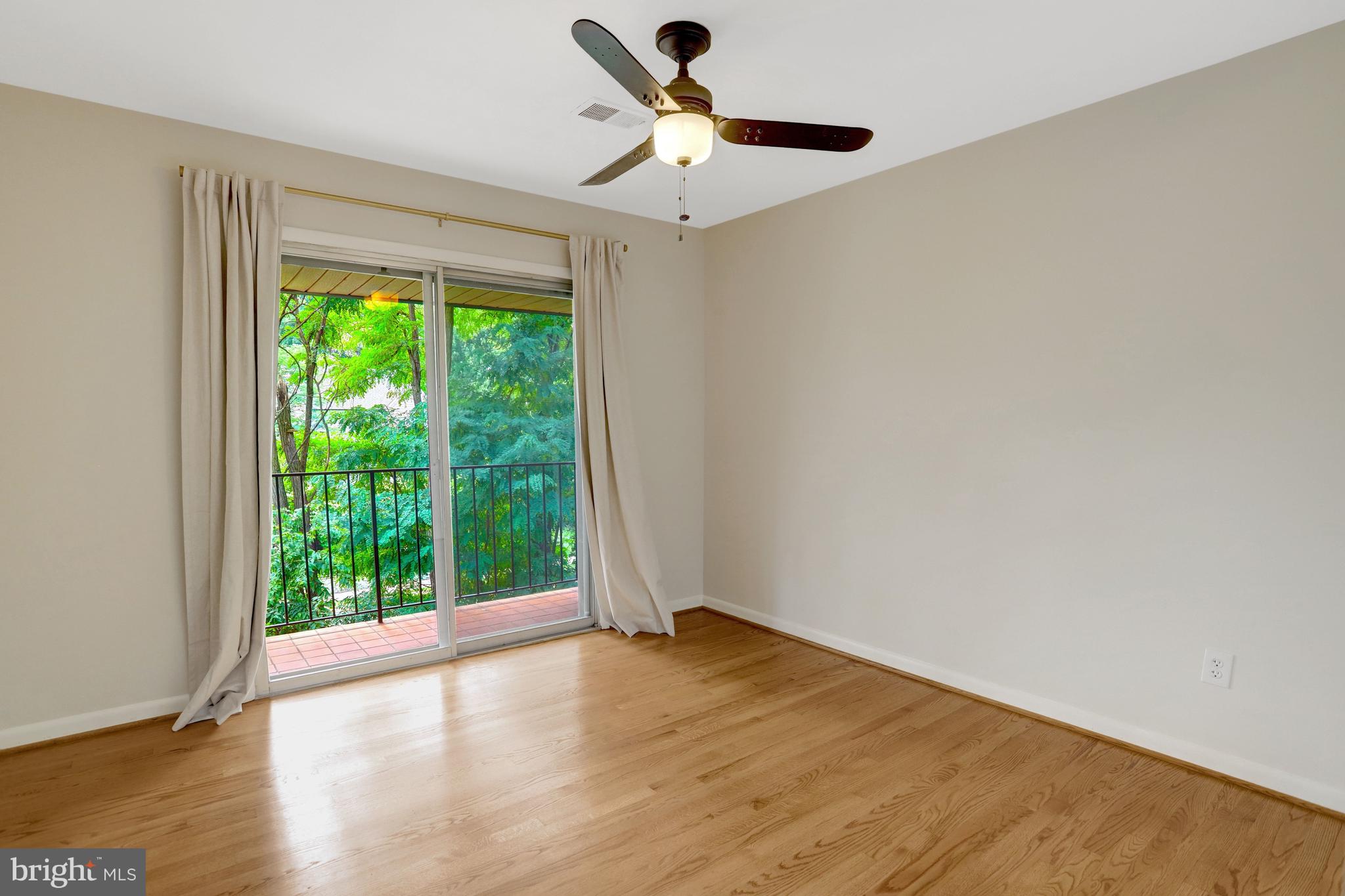 LAUDERDALE - Residential