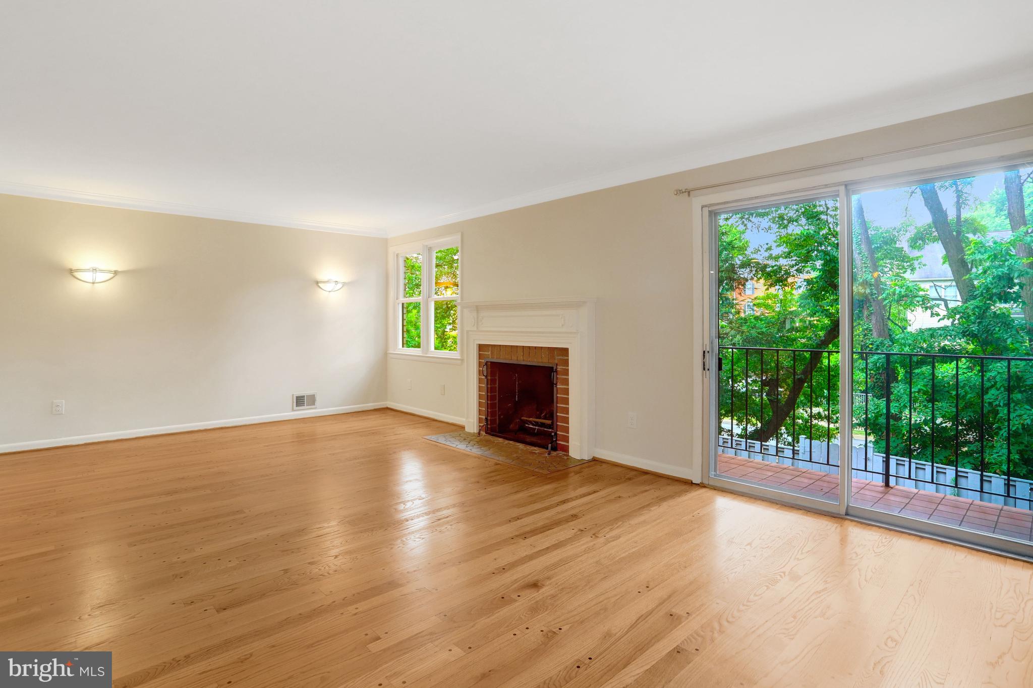 LAUDERDALE - Residential