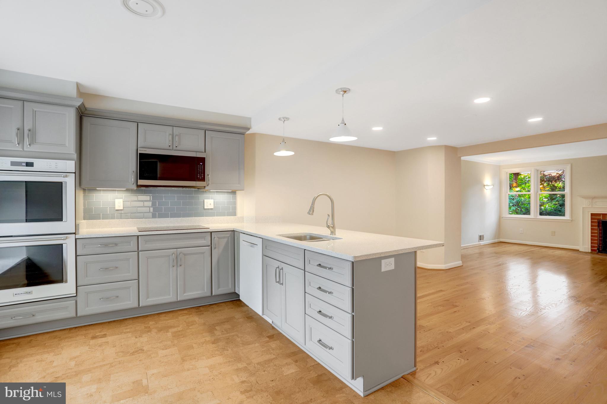 LAUDERDALE - Residential