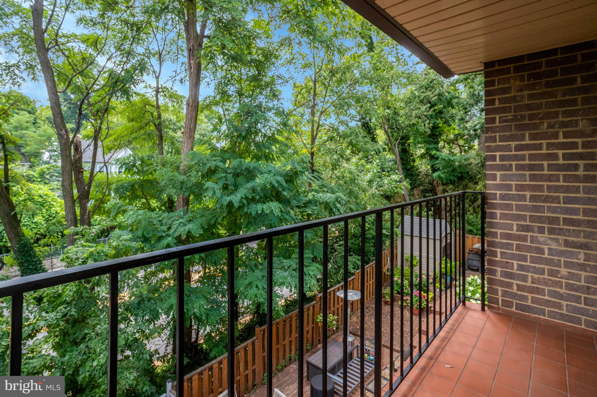 LAUDERDALE - Residential