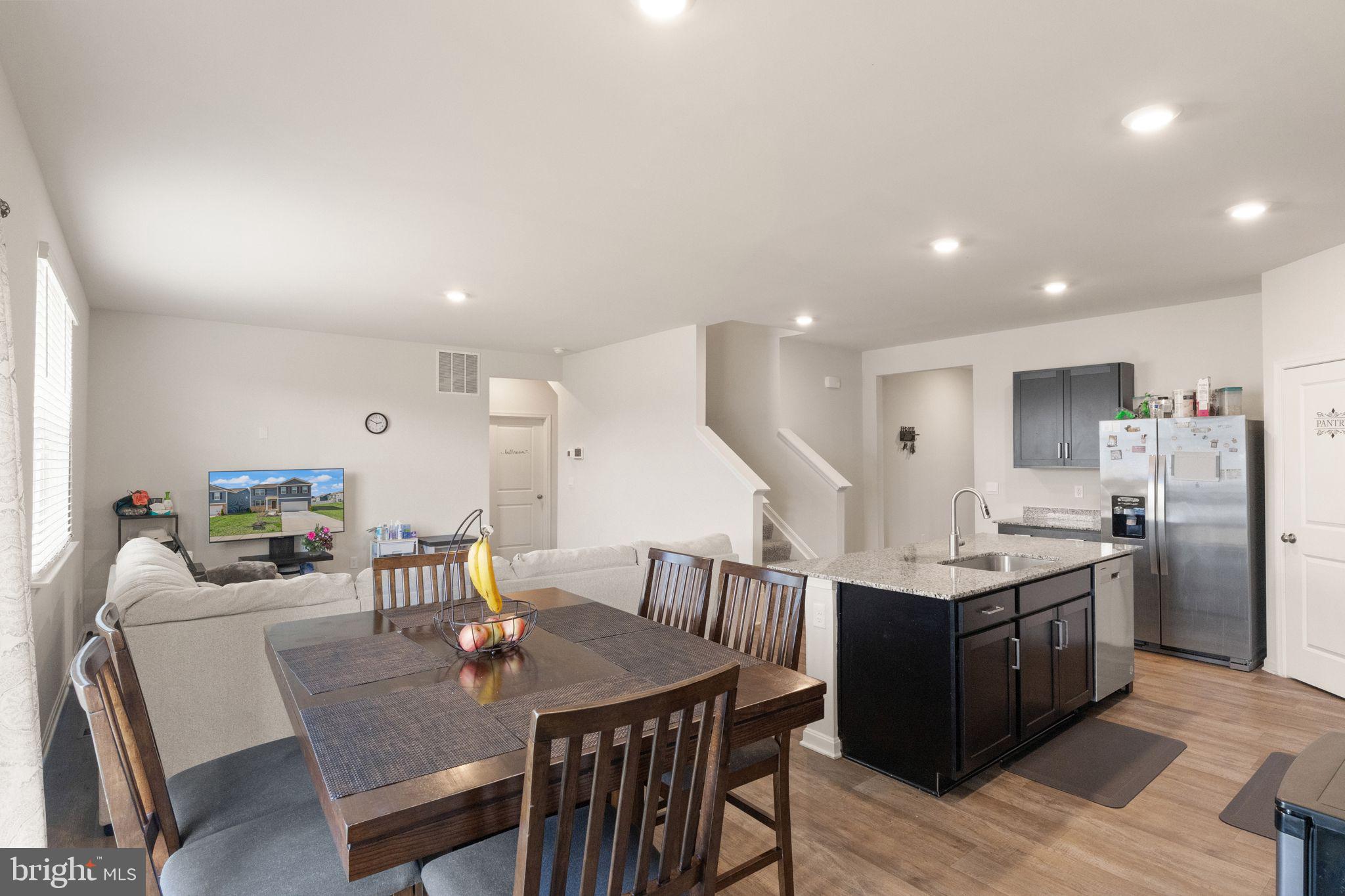 WEST WIND - Residential