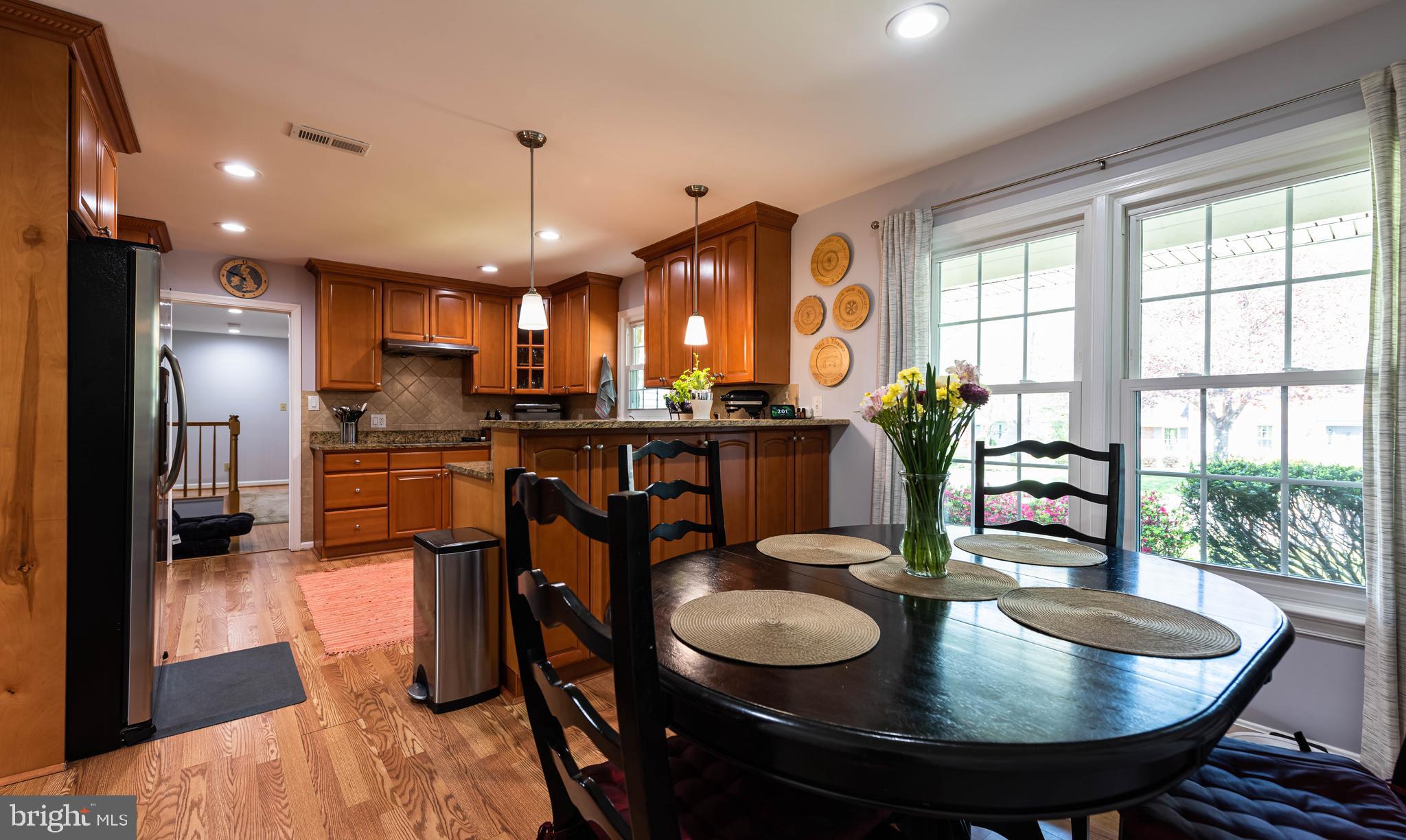 LOCUST HILL - Residential Lease