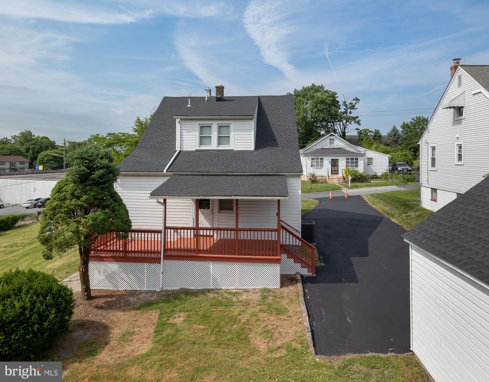 FULLERTON FARMS - Residential