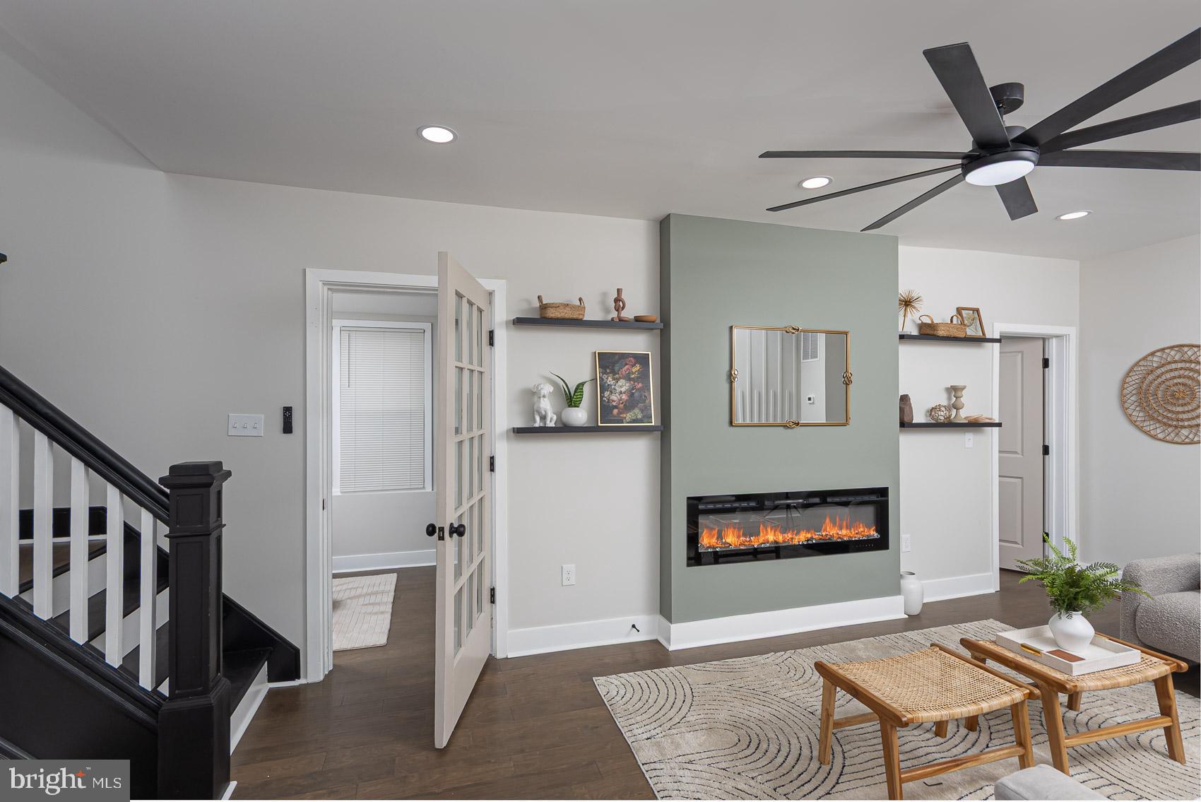 FULLERTON FARMS - Residential