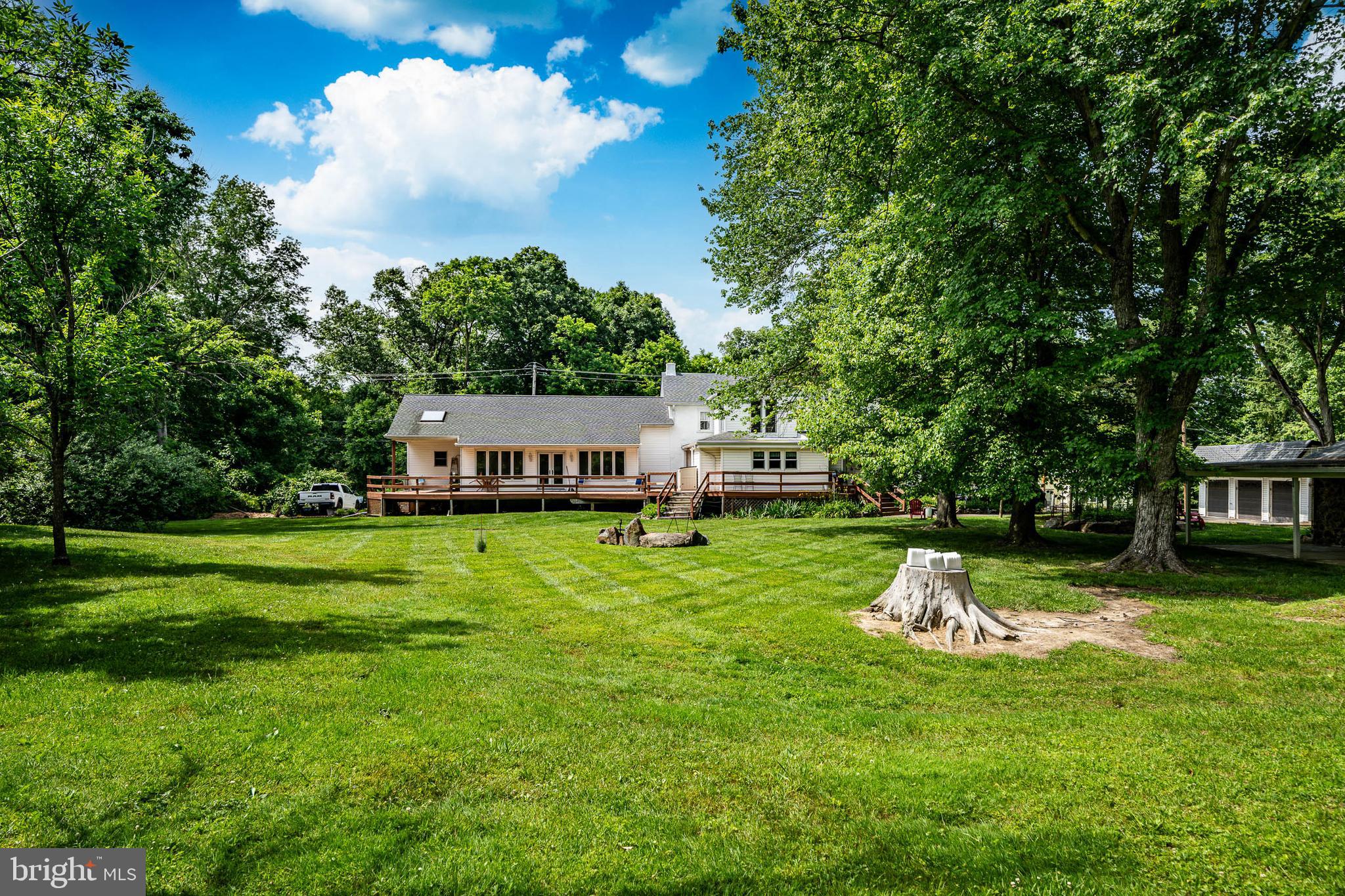 SWEET HOLLOW - Residential