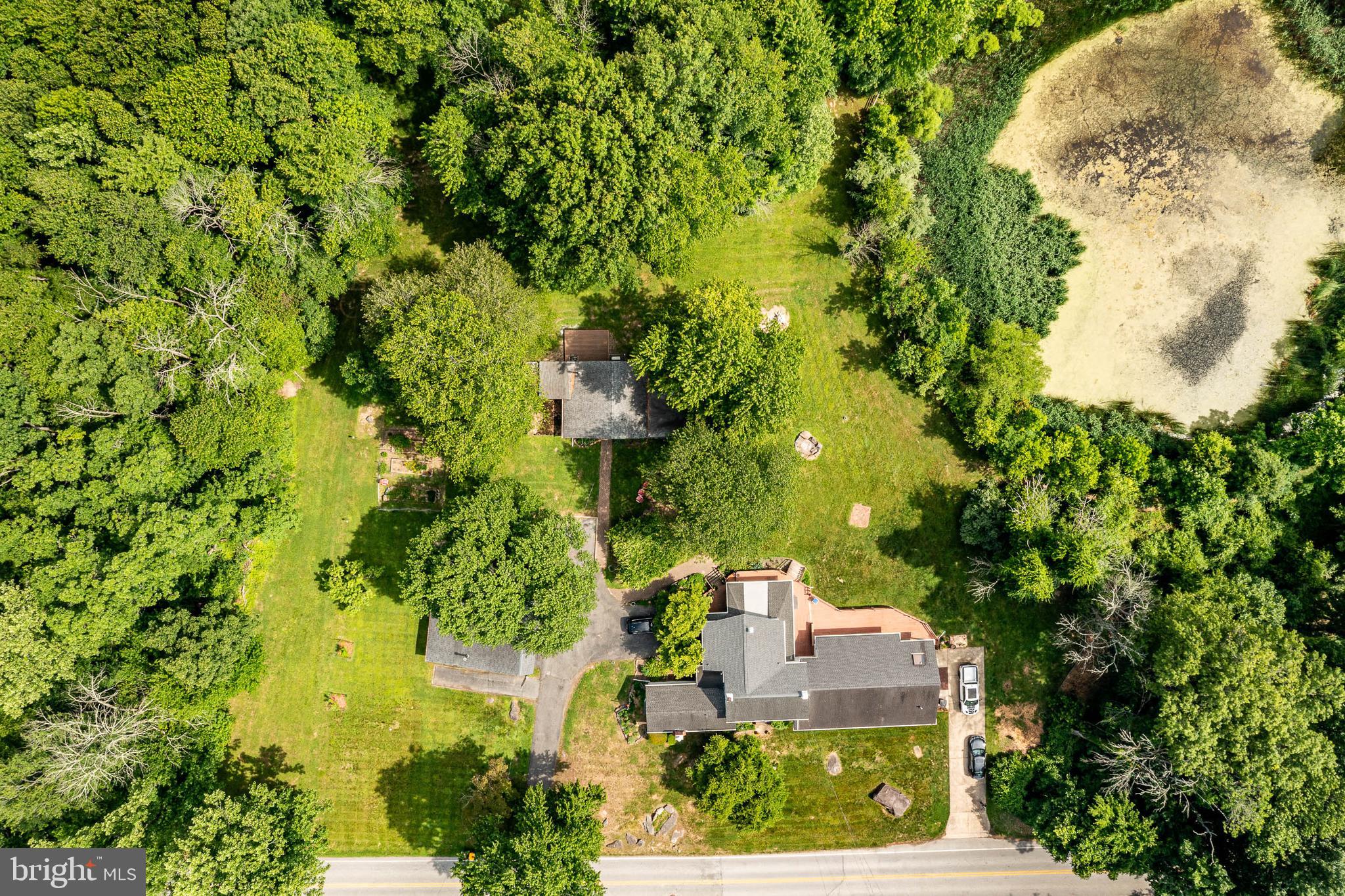 SWEET HOLLOW - Residential