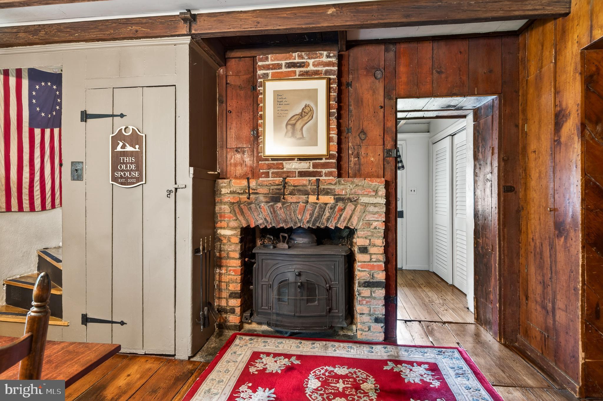 SWEET HOLLOW - Residential