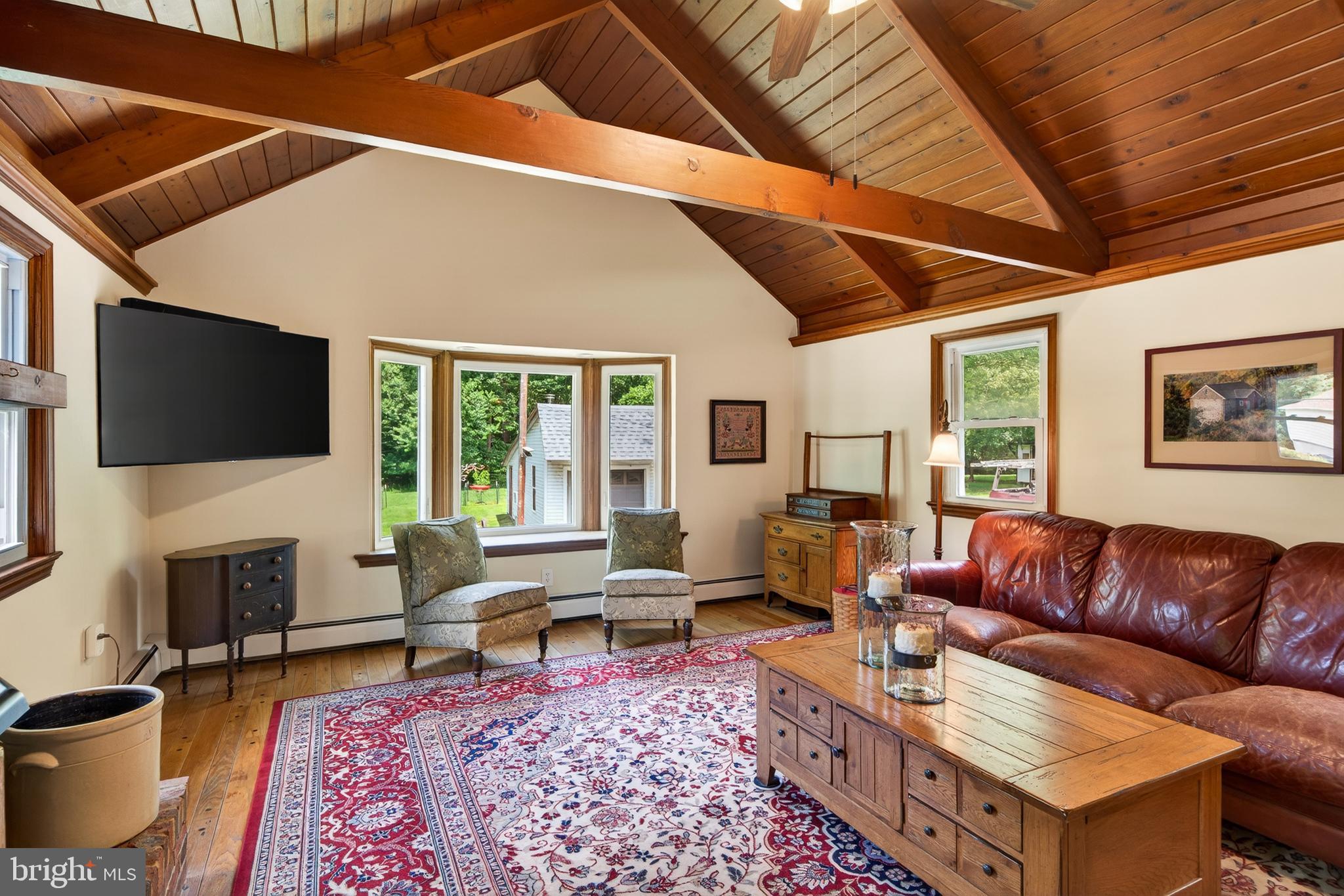 SWEET HOLLOW - Residential