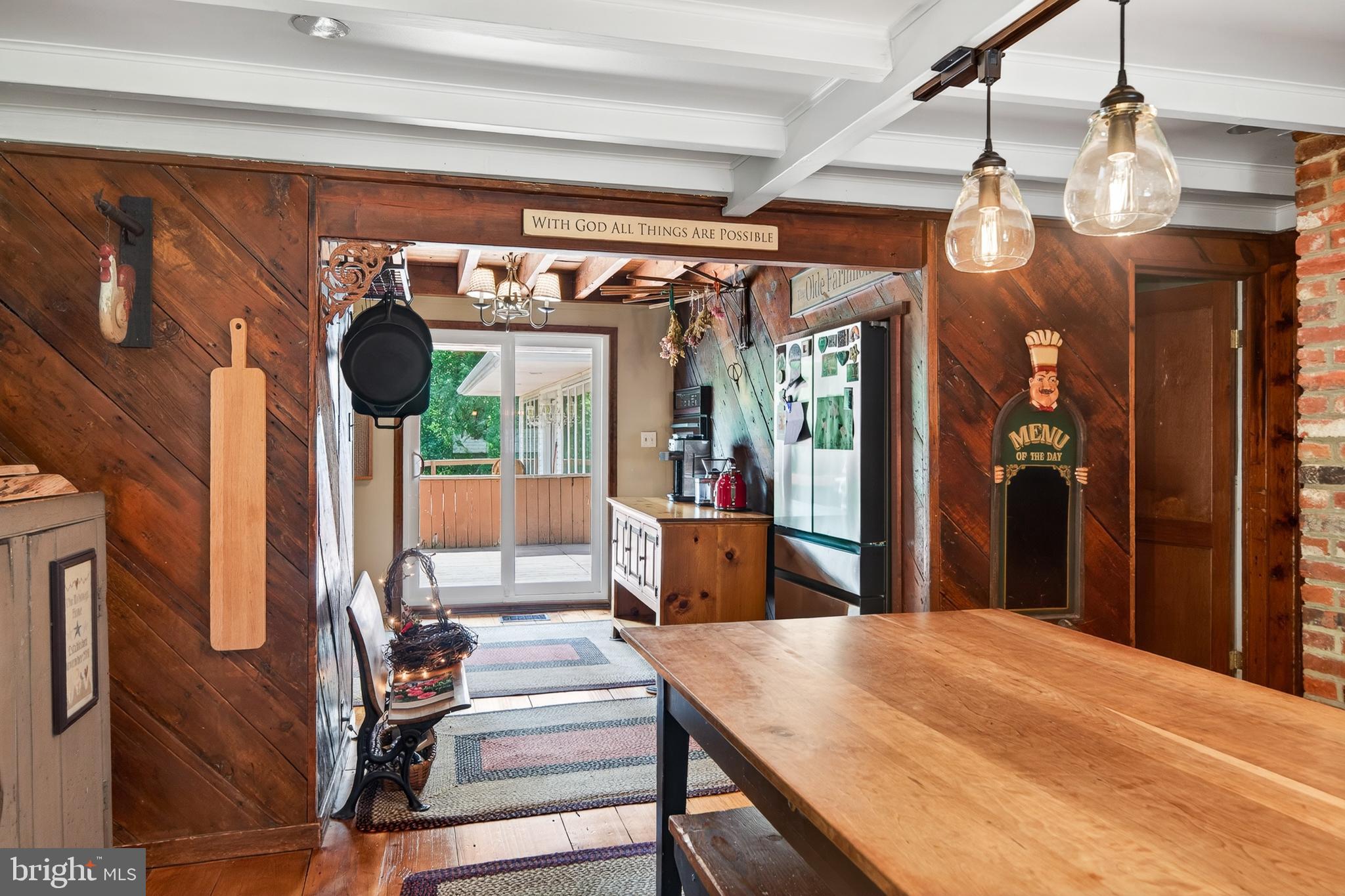 SWEET HOLLOW - Residential