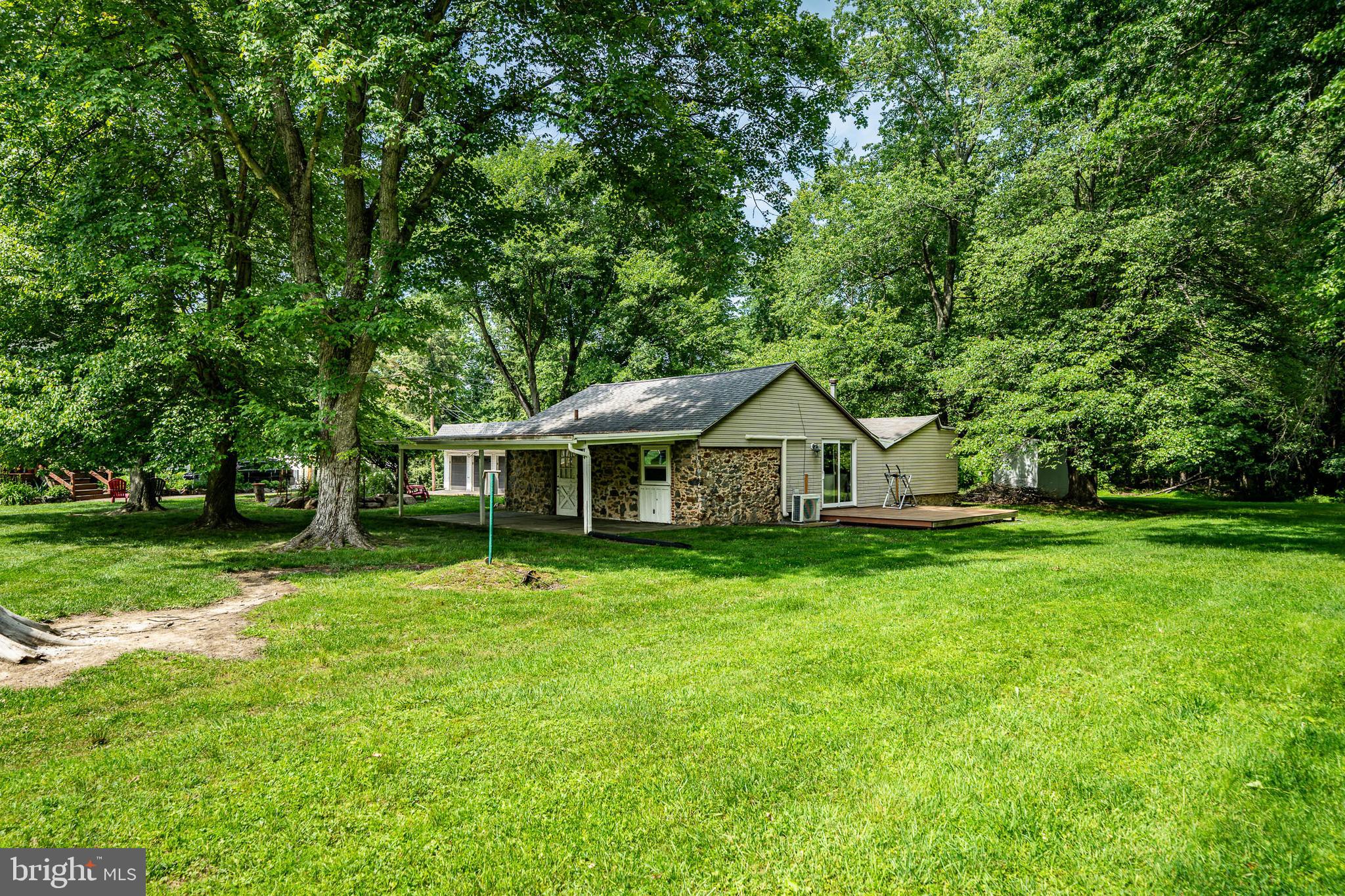 SWEET HOLLOW - Residential