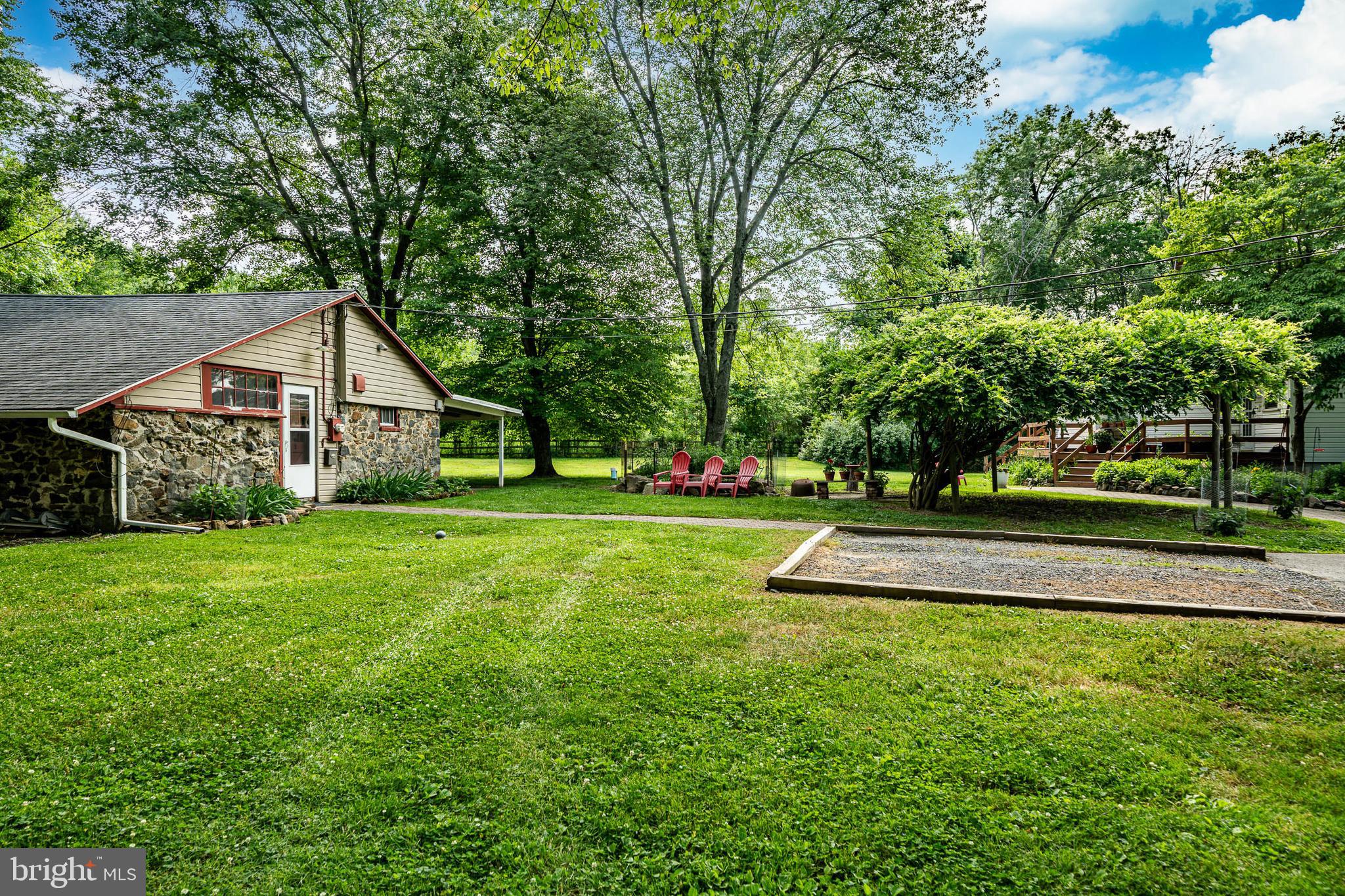 SWEET HOLLOW - Residential