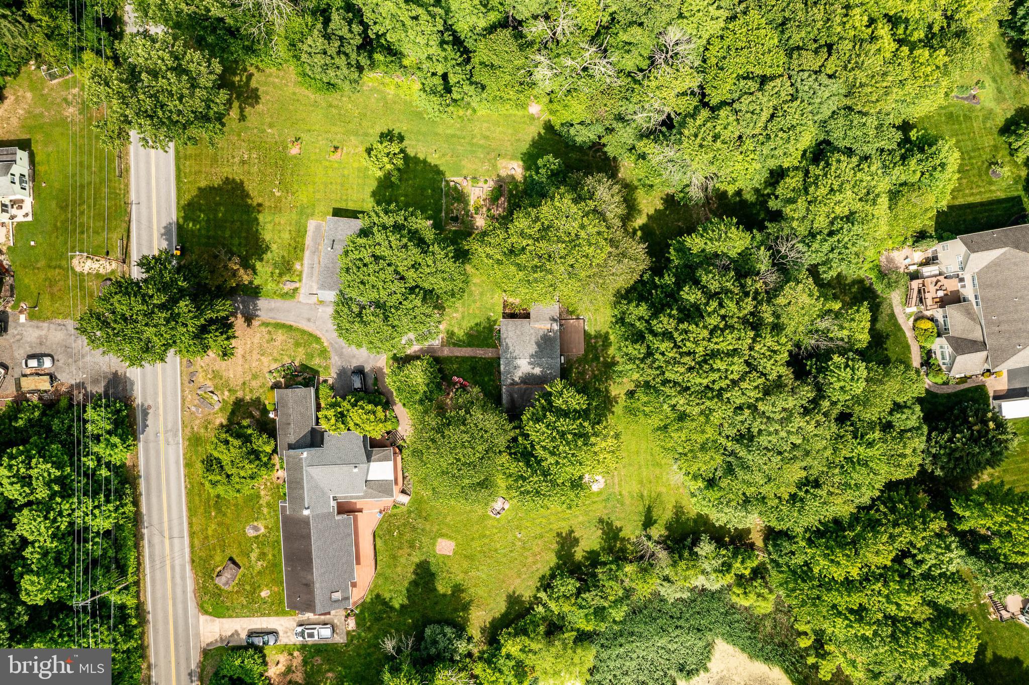 SWEET HOLLOW - Residential