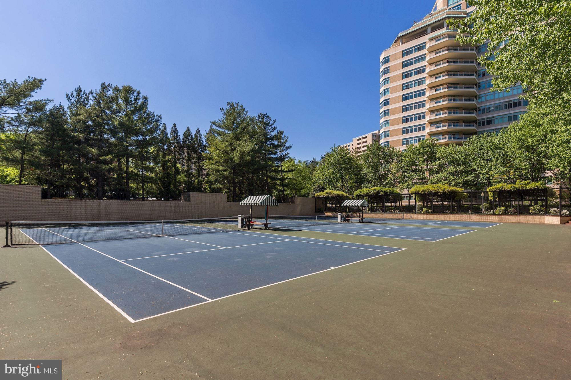 SOMERSET HOUSE - Residential