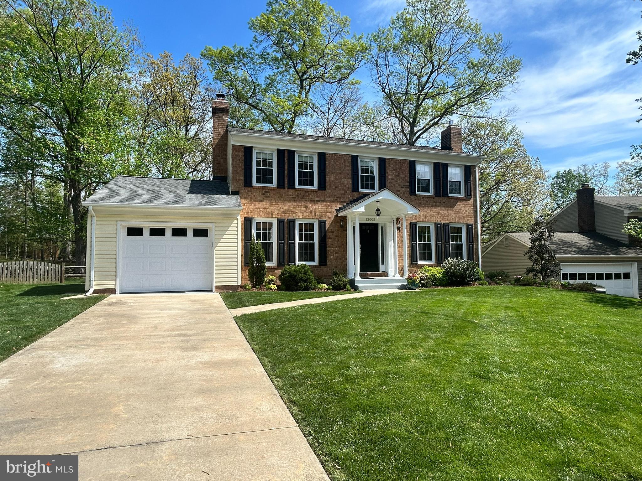 LAKE RIDGE - Residential