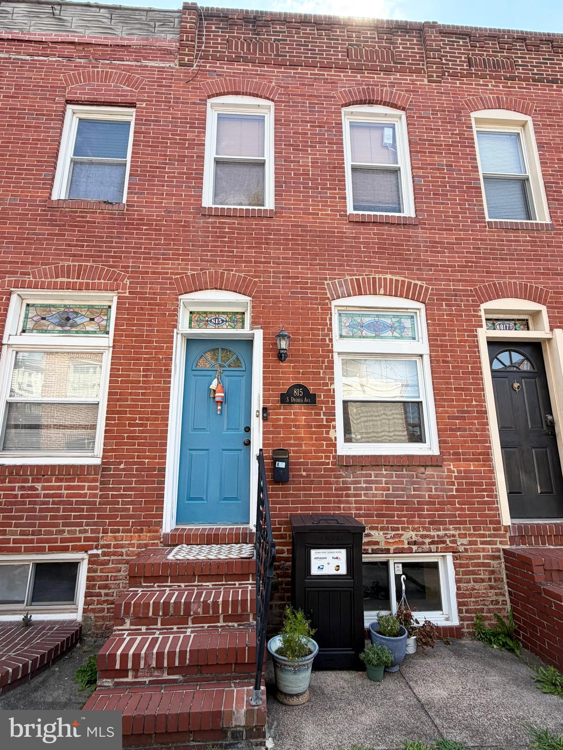 Charming 2-bedroom home (or 1-bedroom with a spacious sitting room or home office) just around the corner from the Square and within walking distance of the Park. Featuring hardwood floors, exposed brick, and classic Baltimore charm, this home also offers a private enclosed rear patio and a lower level with ample storage. A perfect blend of historic character, modern comfort, and walkable city living.