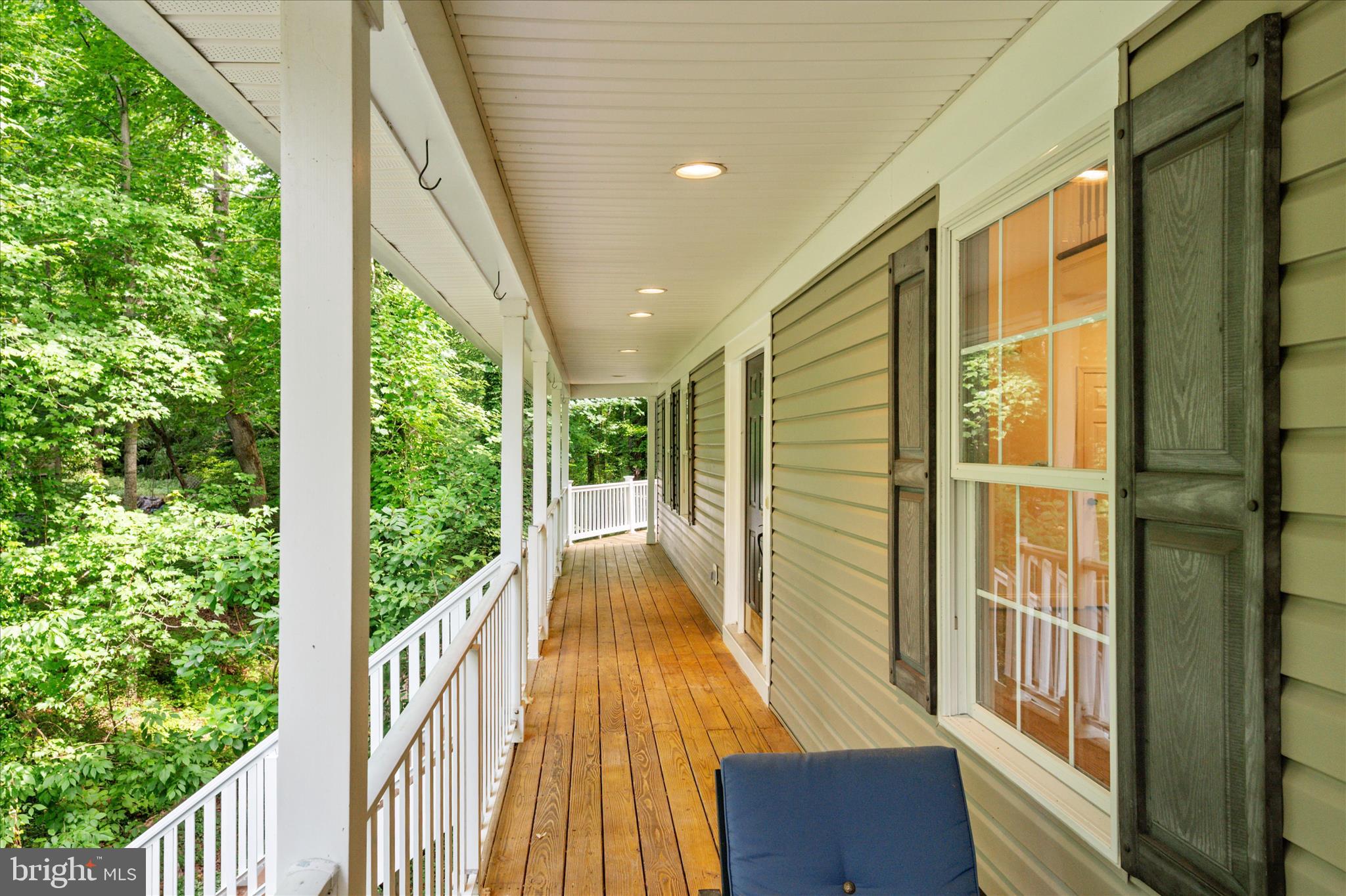 ANNAPOLIS ROADS - Residential
