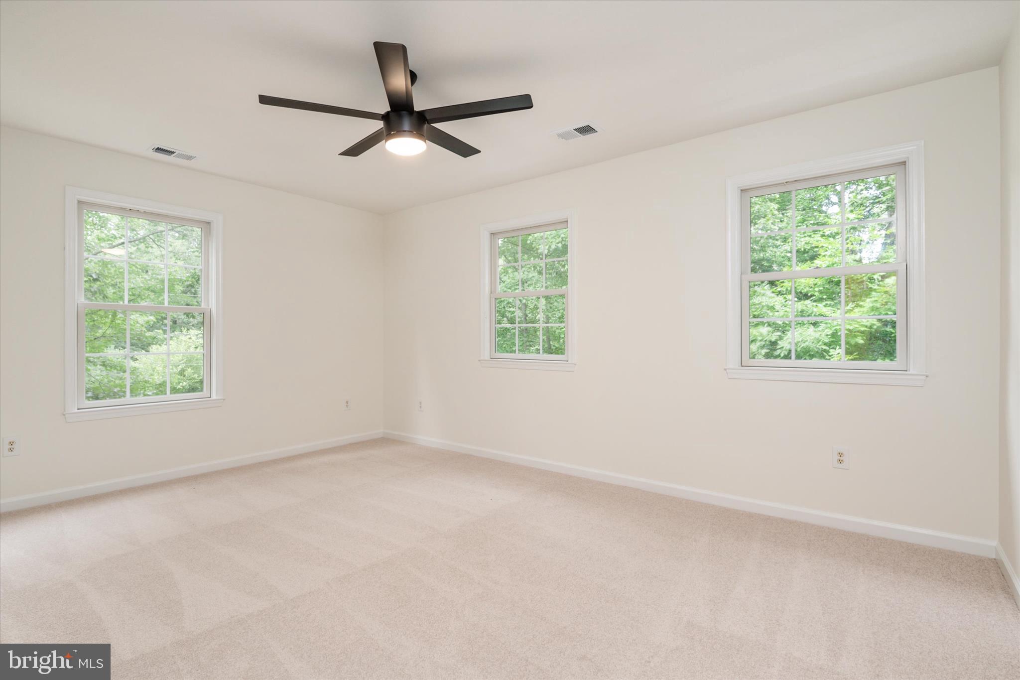 ANNAPOLIS ROADS - Residential