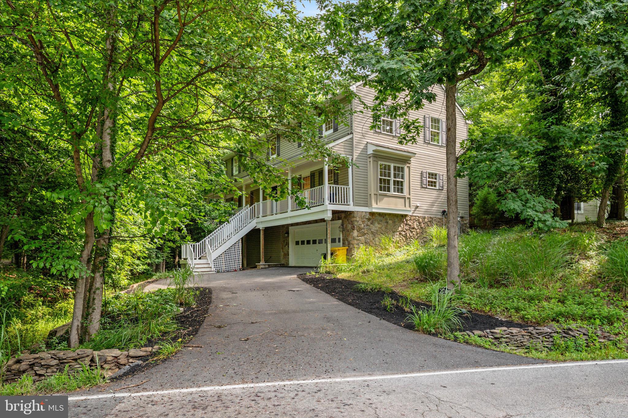 ANNAPOLIS ROADS - Residential