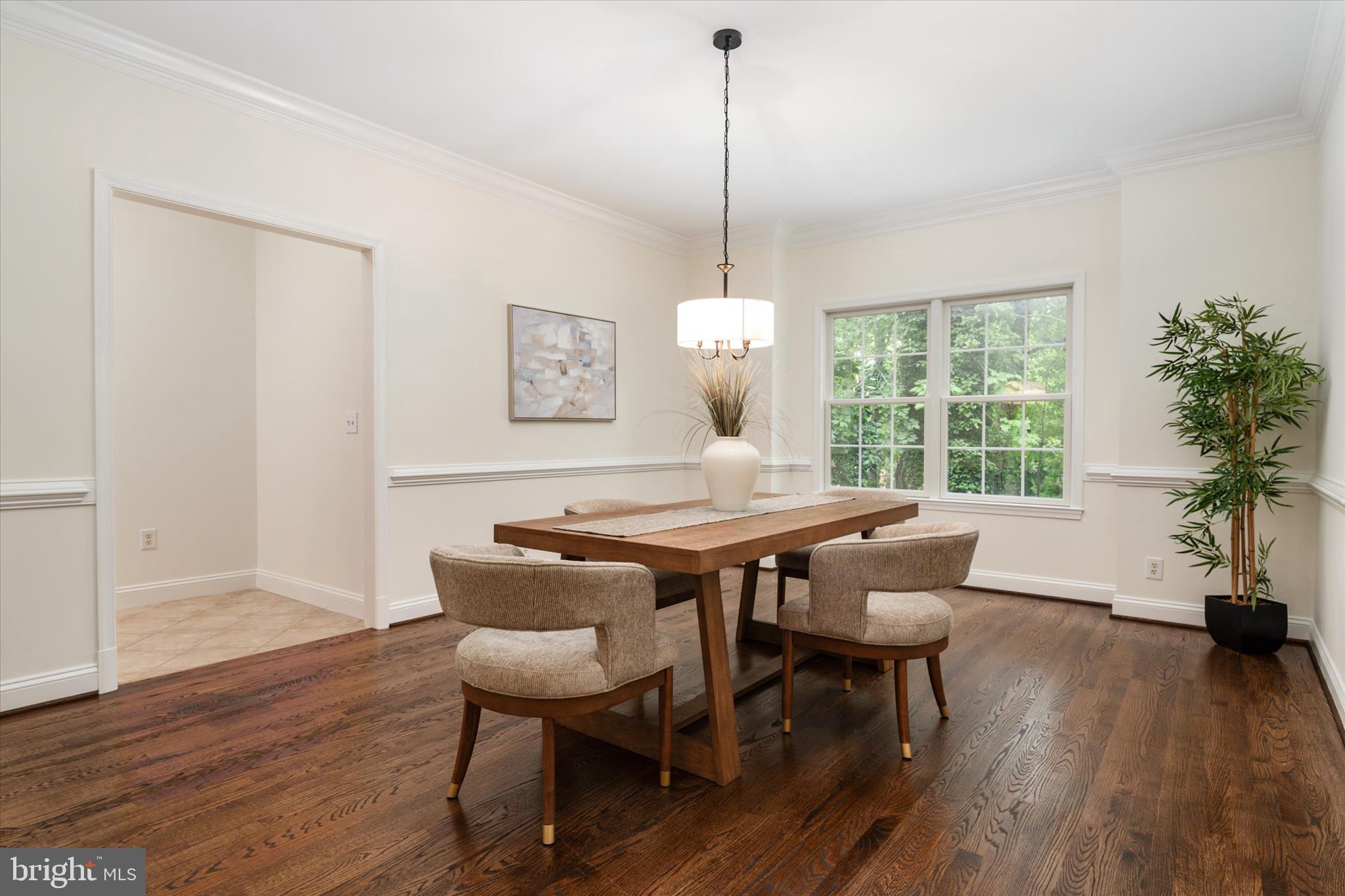 ANNAPOLIS ROADS - Residential