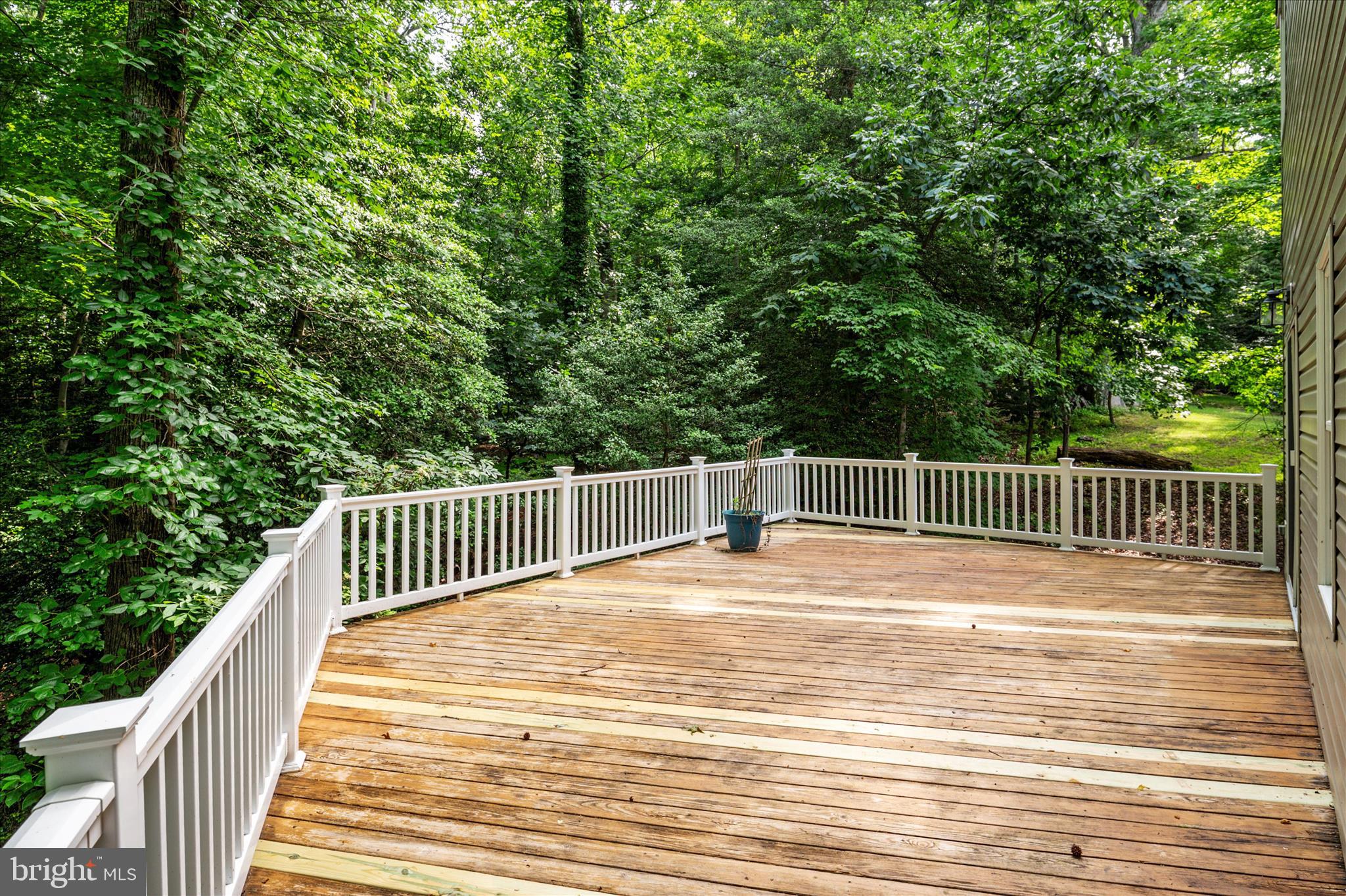 ANNAPOLIS ROADS - Residential