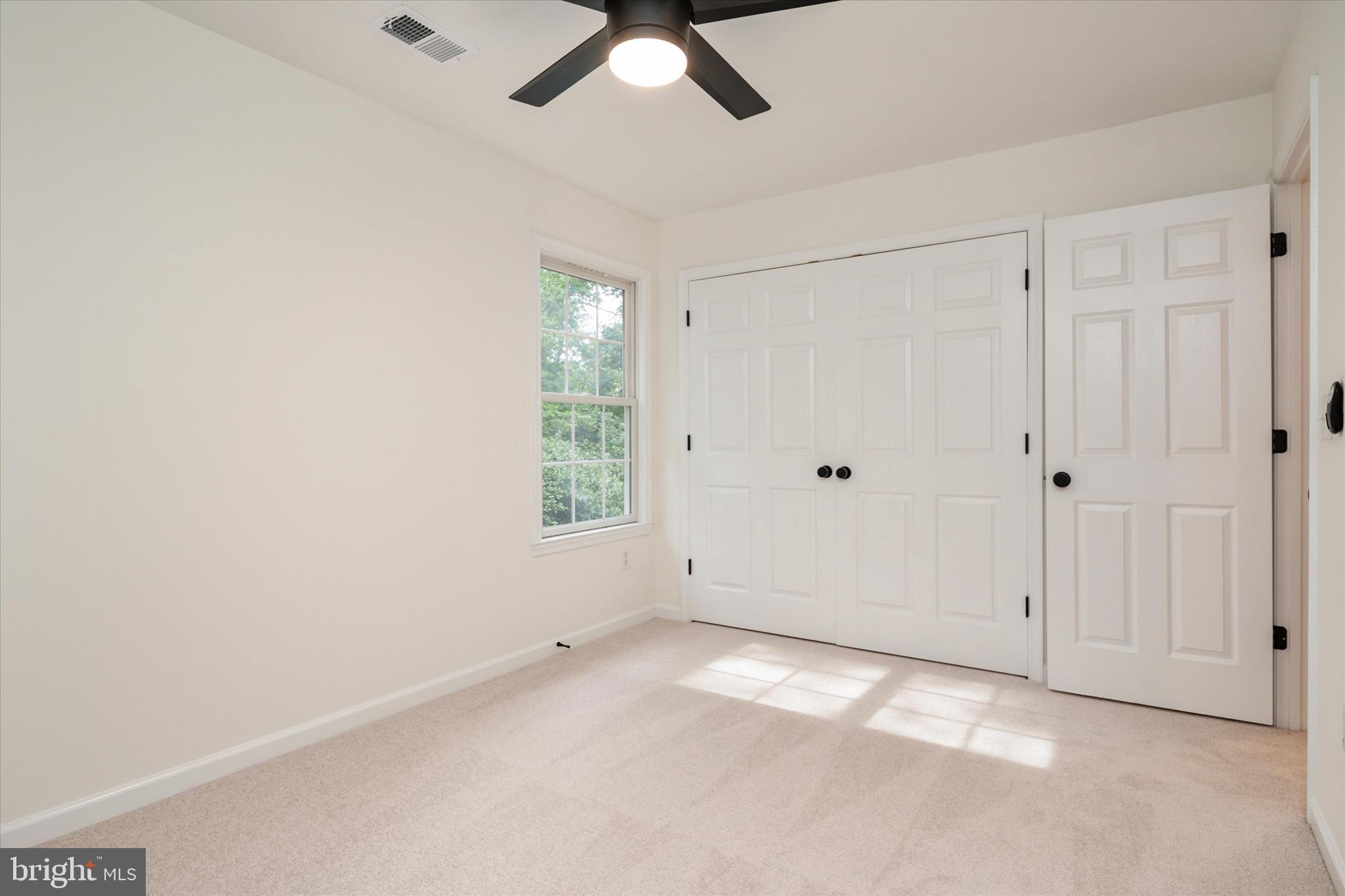 ANNAPOLIS ROADS - Residential