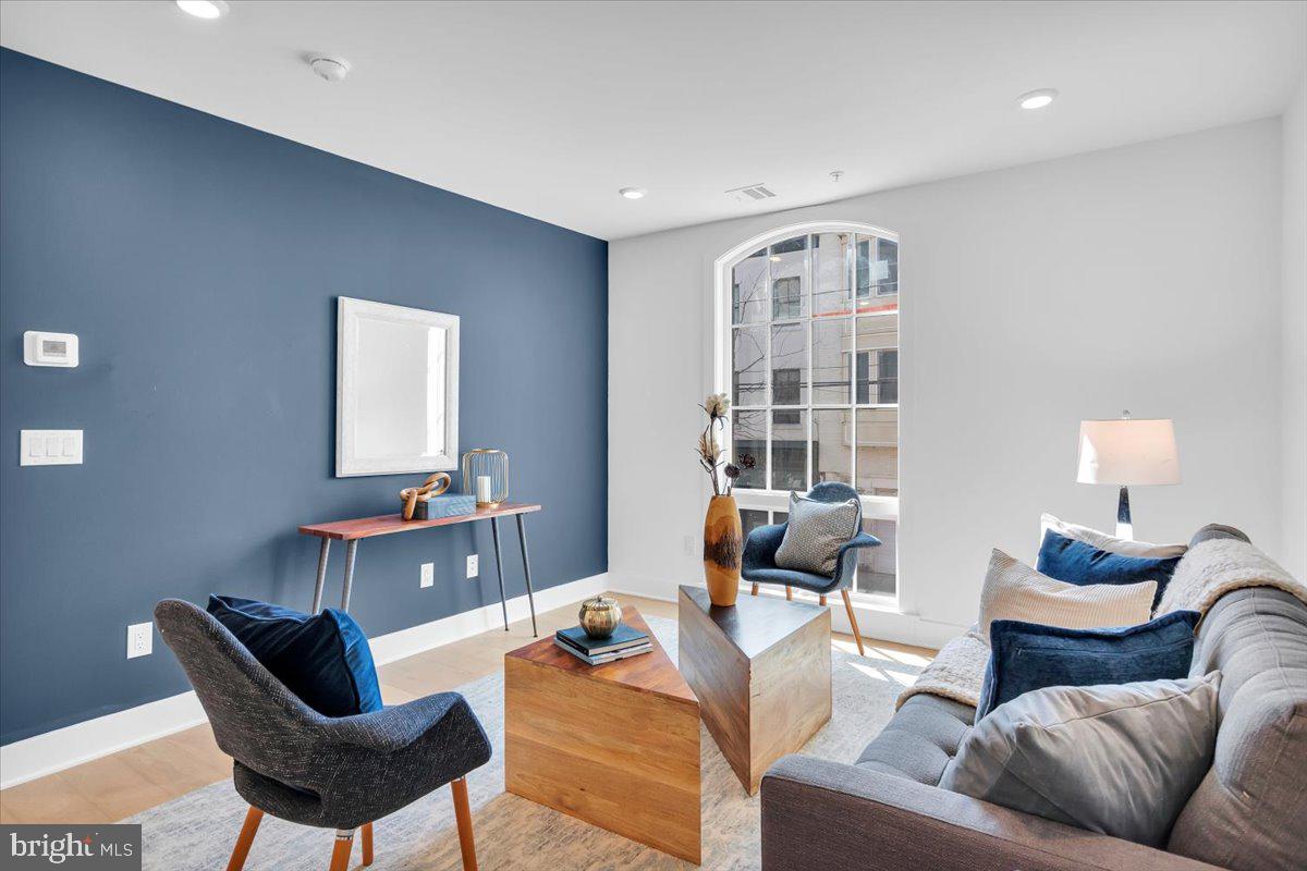 BELLA VISTA - Residential
