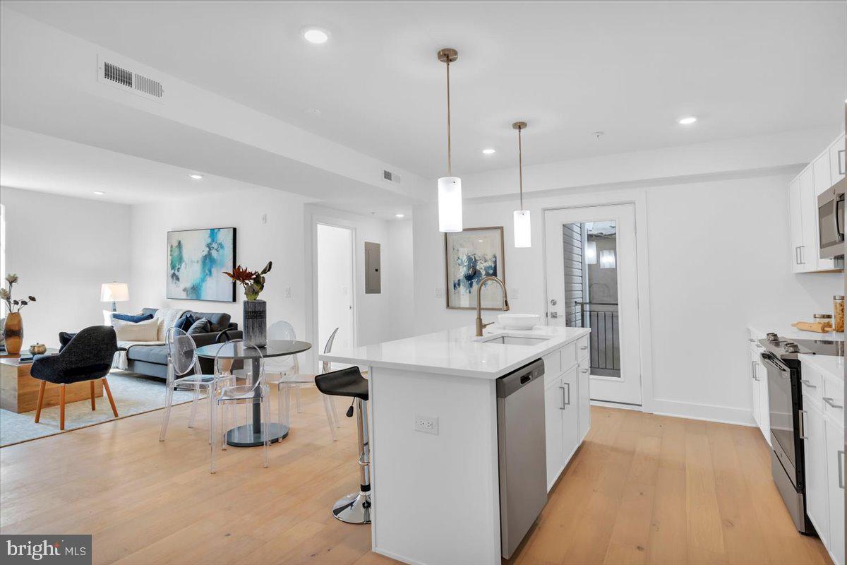 BELLA VISTA - Residential