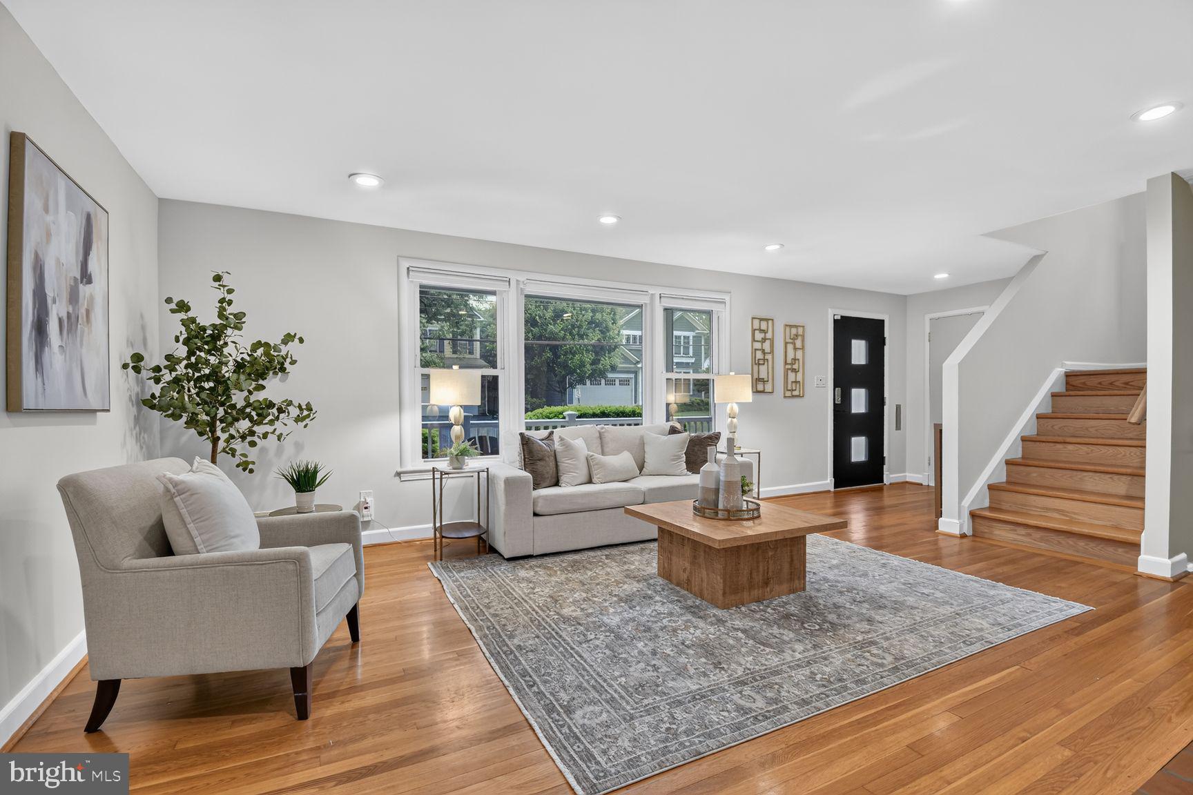 MAPLEWOOD - Residential