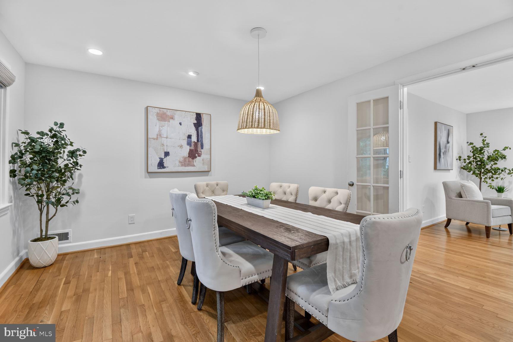 MAPLEWOOD - Residential