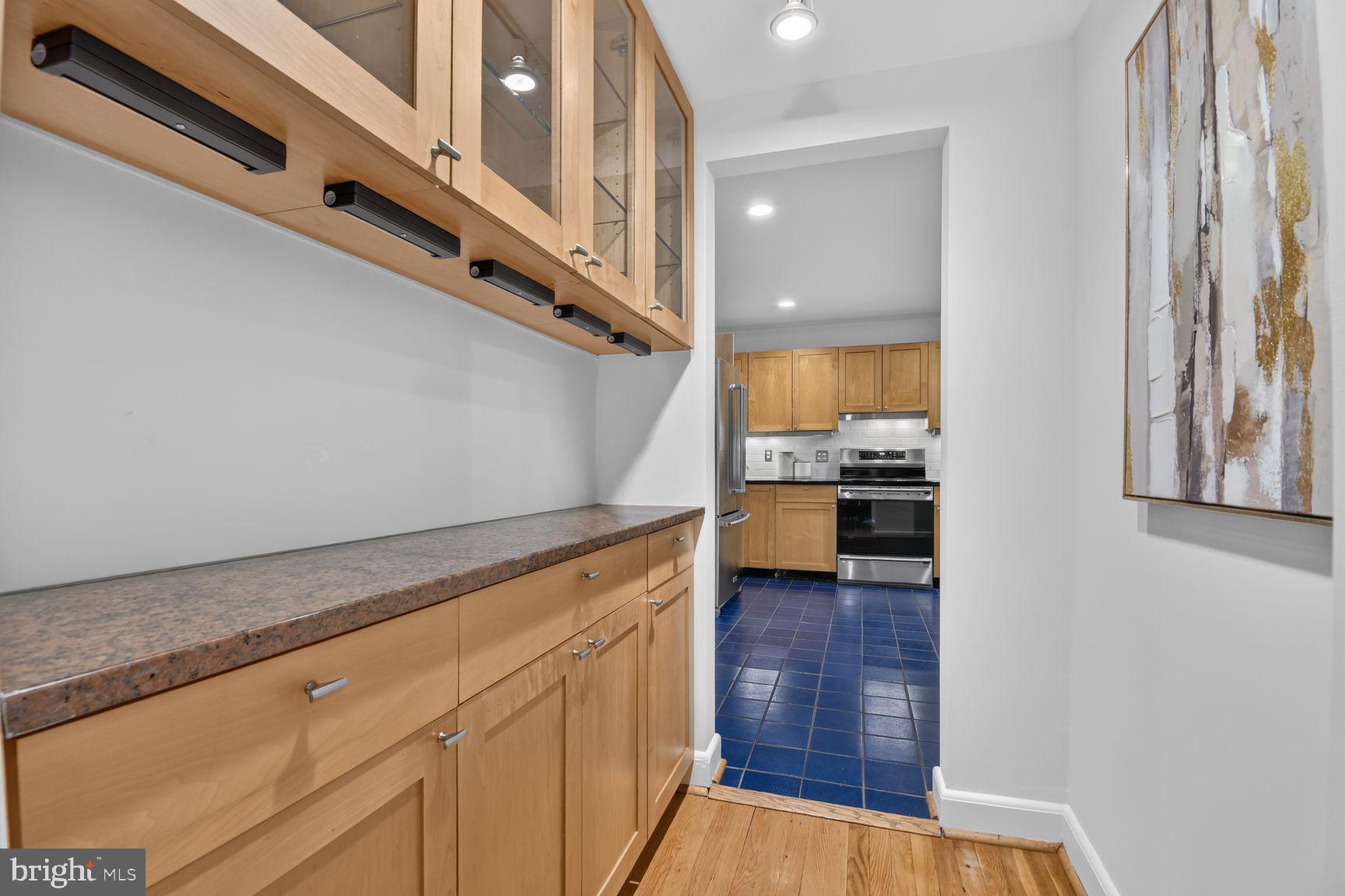MAPLEWOOD - Residential